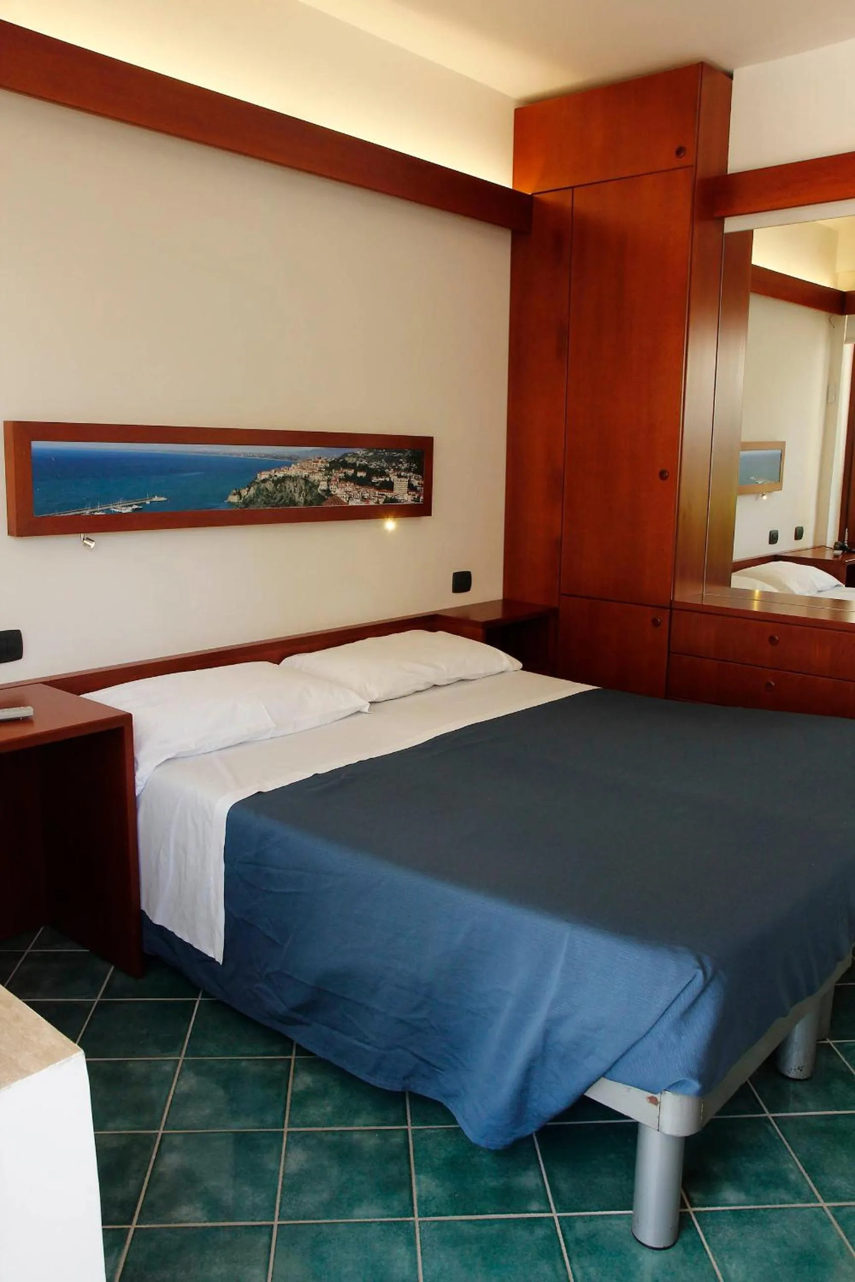 Bed in Hotel Residence La Darsena