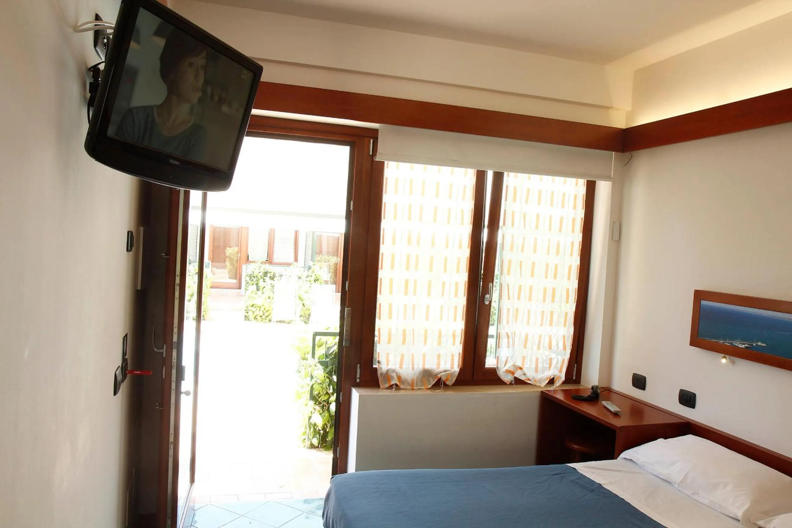 Bed in Hotel Residence La Darsena