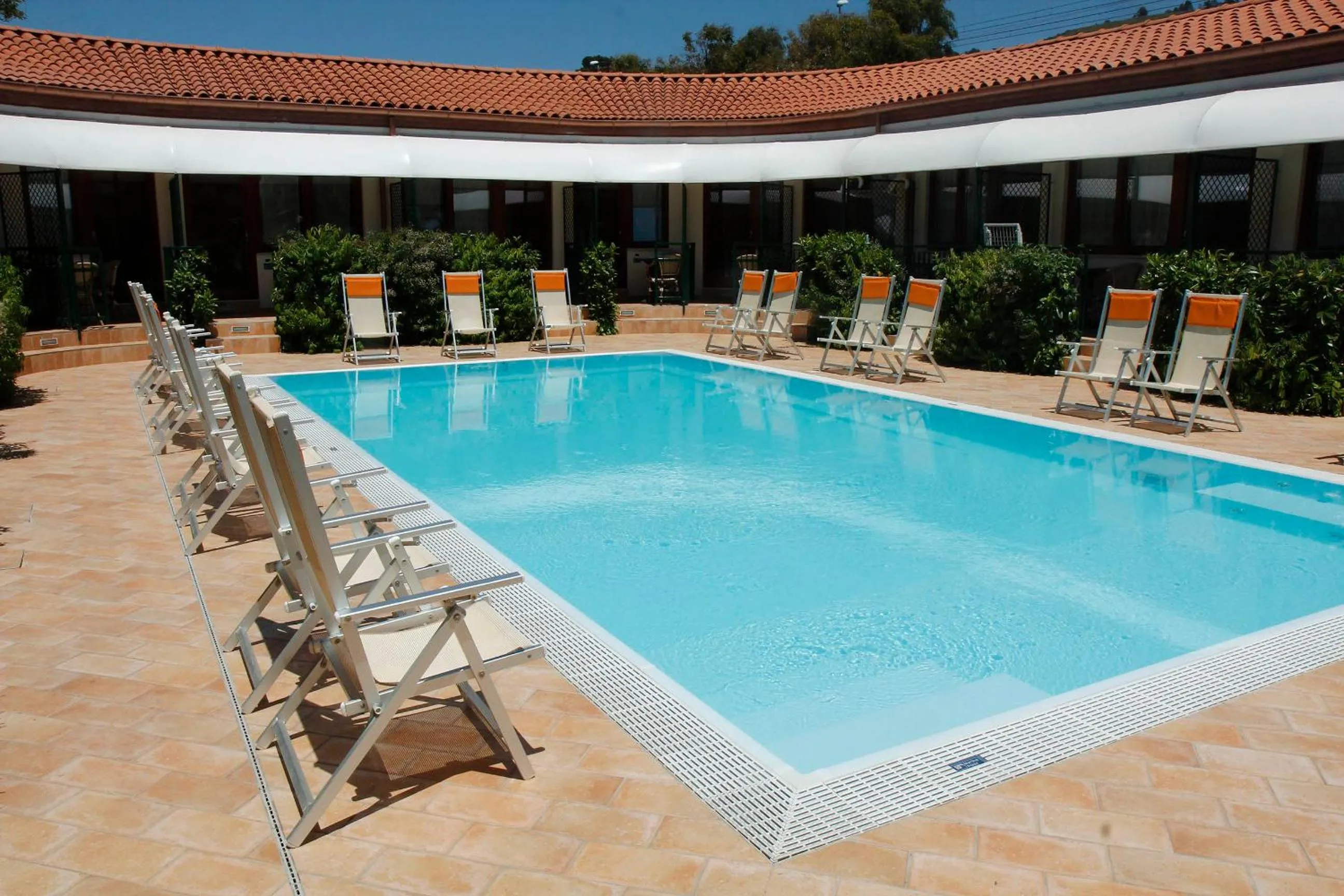 Swimming pool in Hotel Residence La Darsena