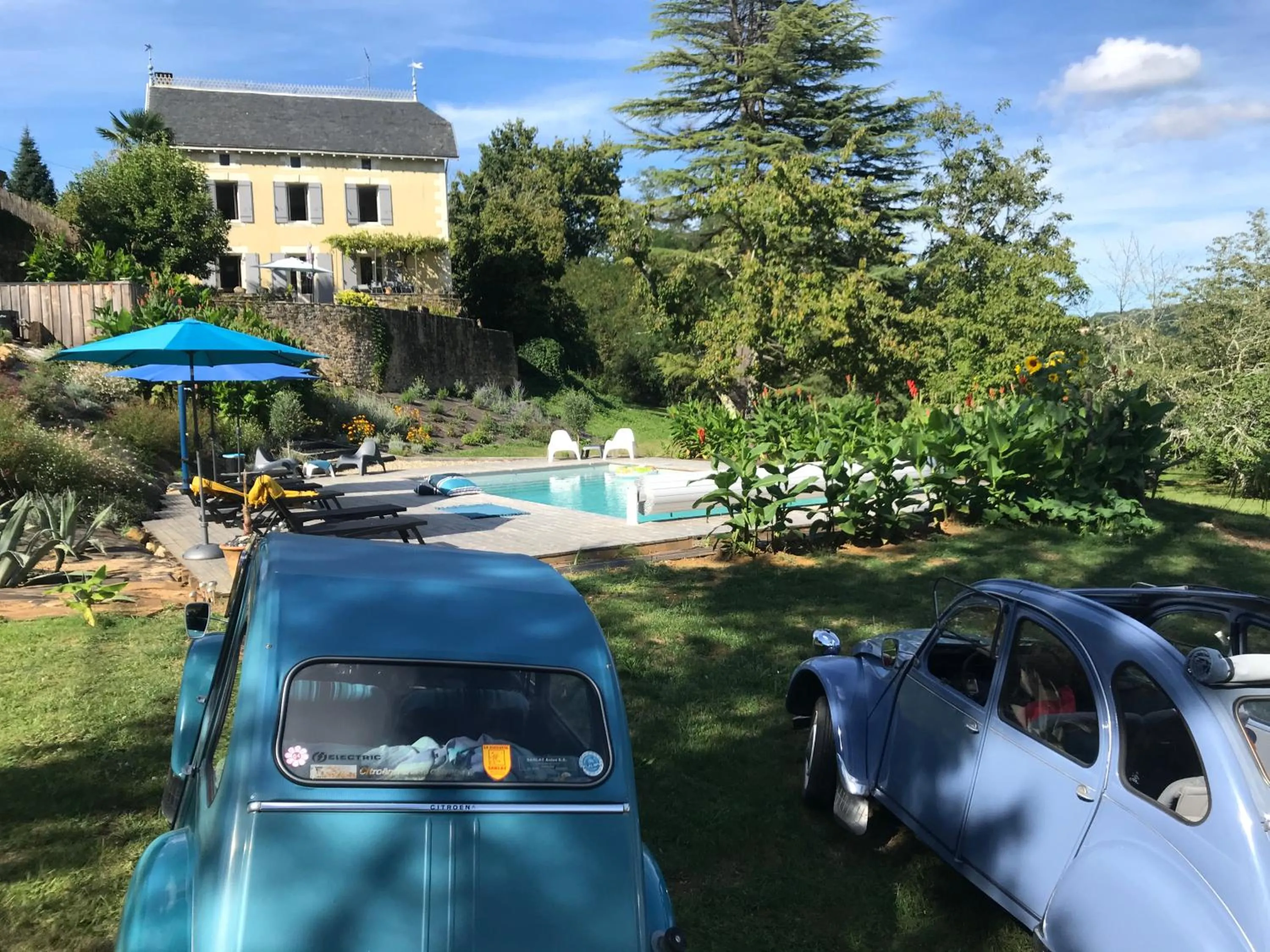 Pool view in La Maison d'Élise