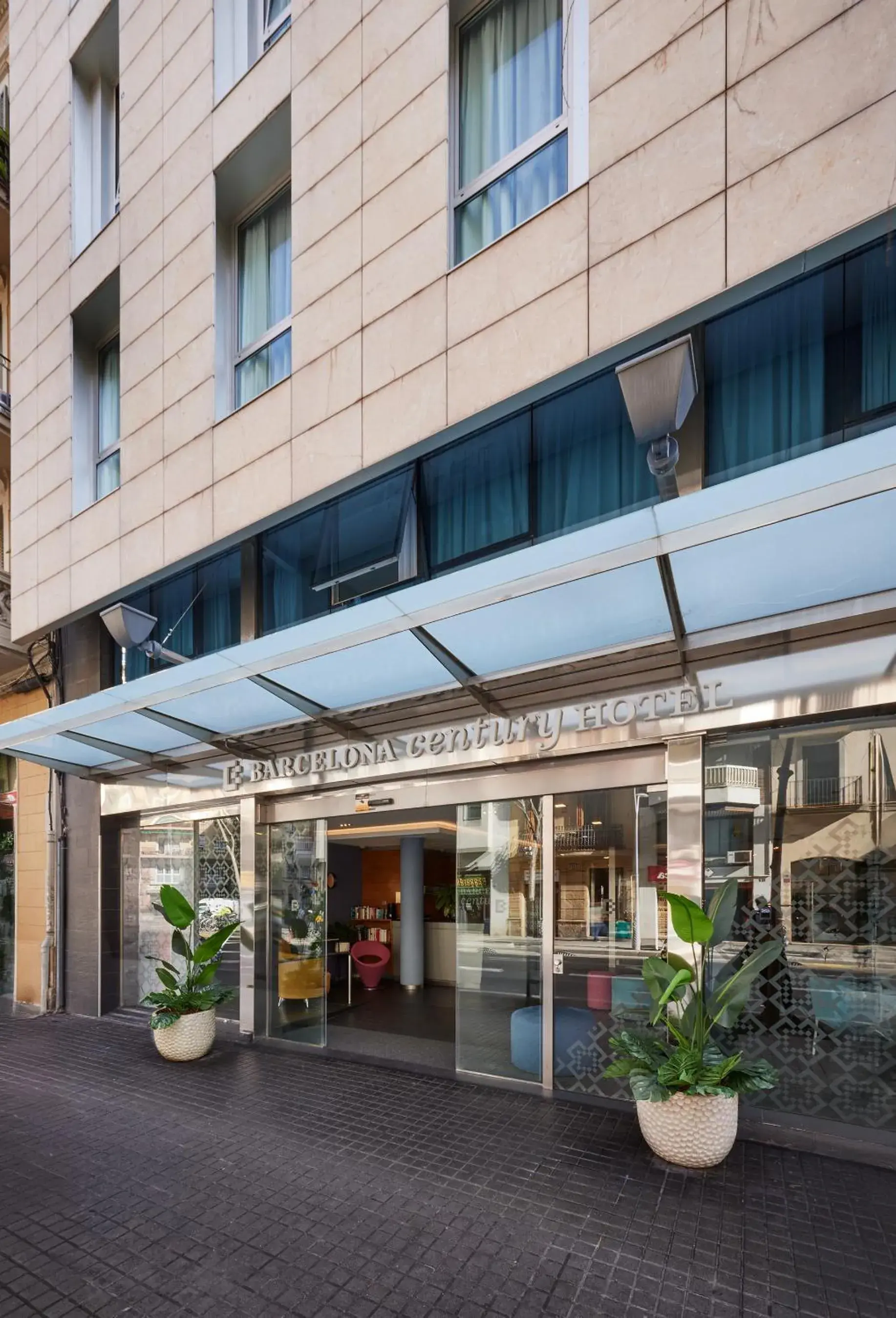 Property building in Barcelona Century Hotel Property building in Barcelona Century Hotel
