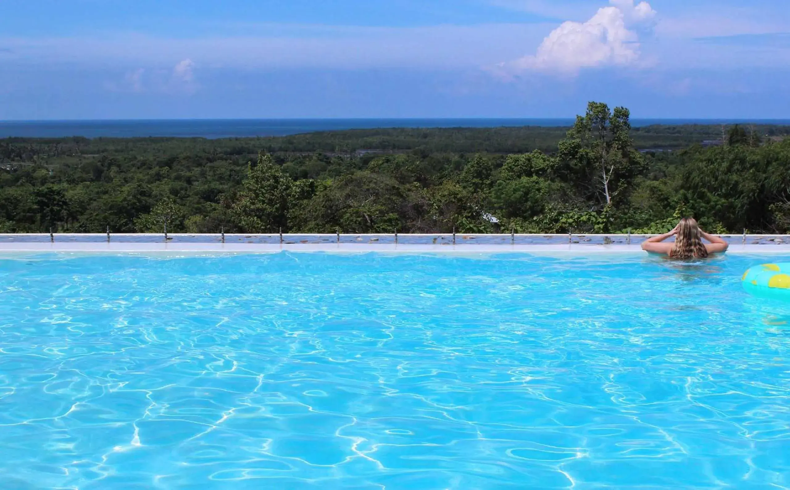 Swimming pool in Panja Resort Palawan Swimming pool in Panja Resort Palawan