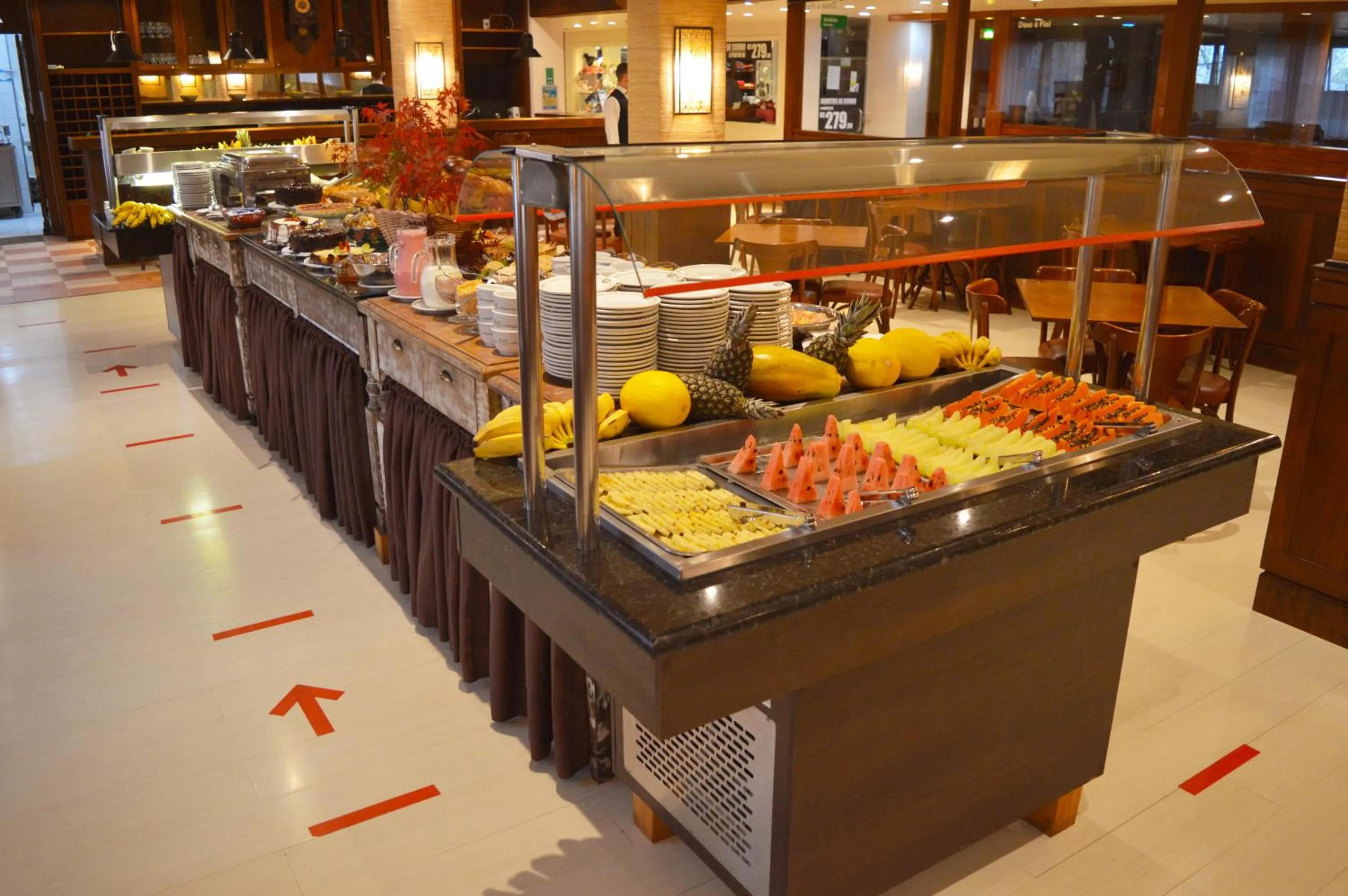 Breakfast in Sky Borges Hotel Alpenhaus - Gramado