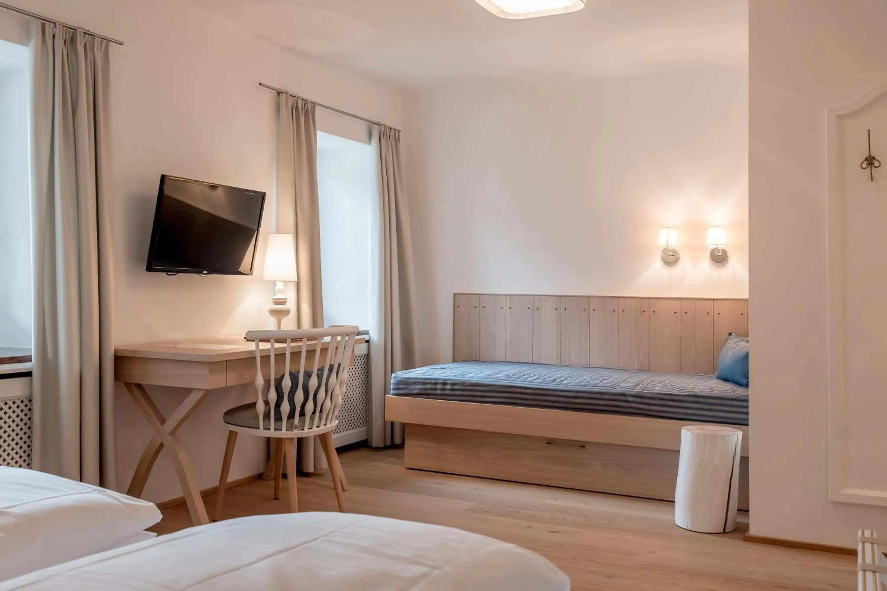 Bed in Genießerhotel Döllerer