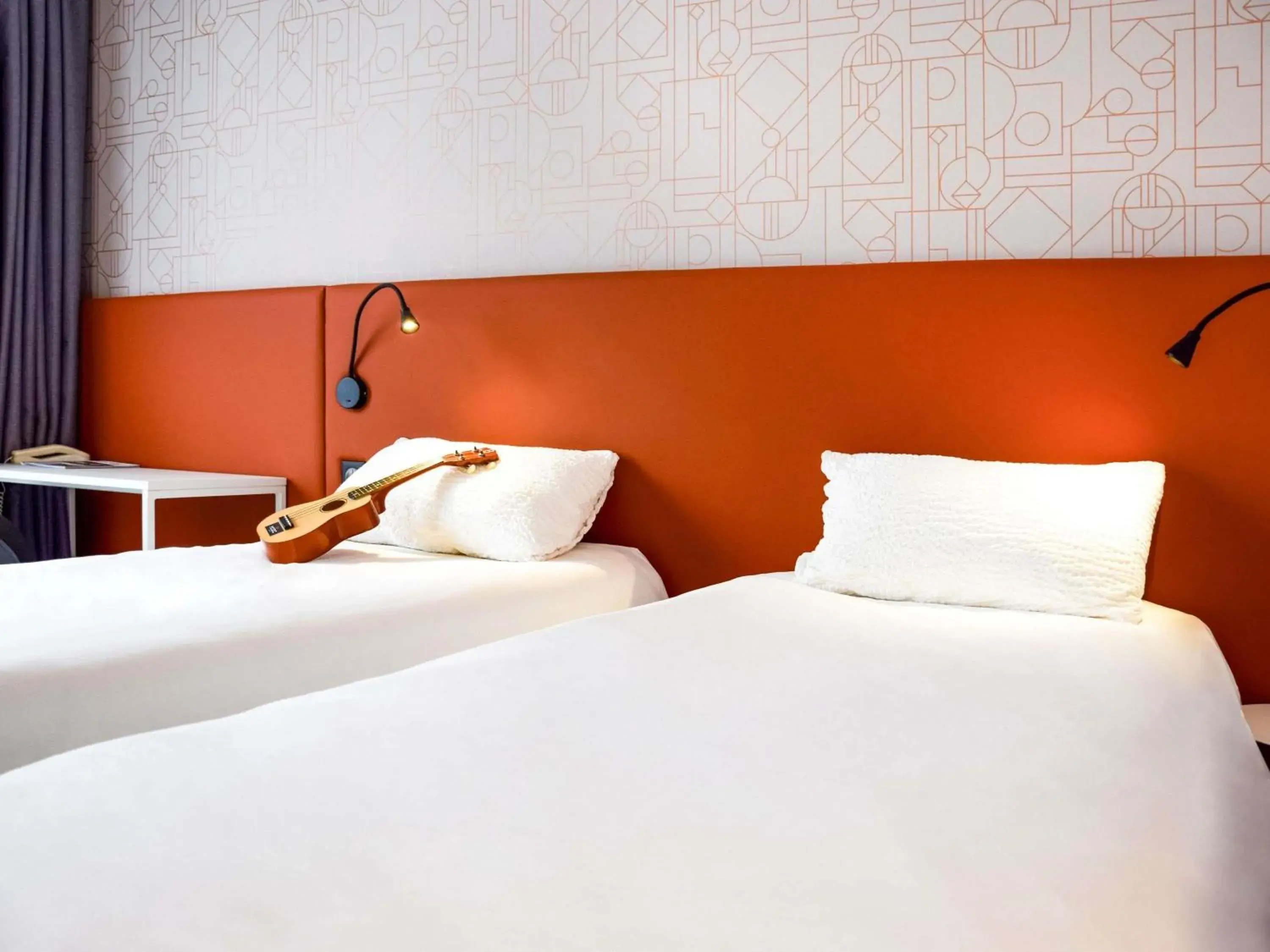 Property building, Bed in ibis Rodez Centre Property building, Bed in ibis Rodez Centre