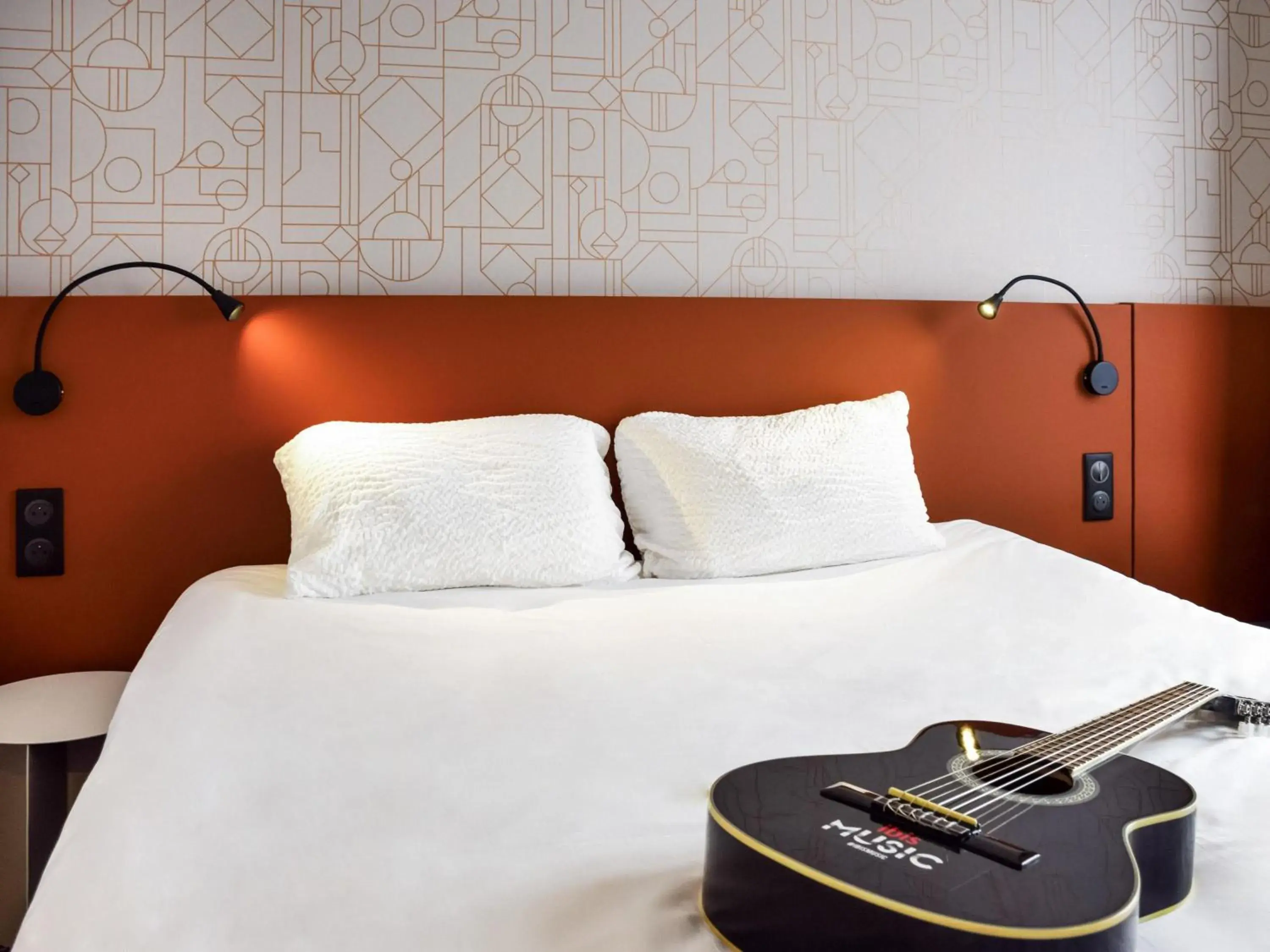 Property building, Bed in ibis Rodez Centre Property building, Bed in ibis Rodez Centre