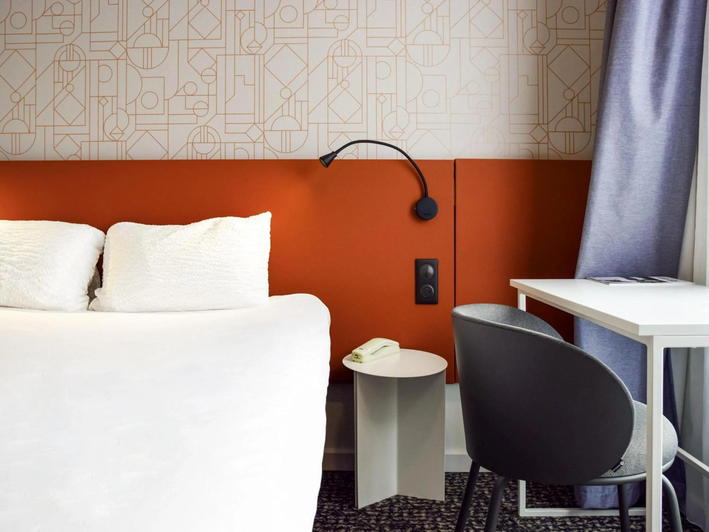 Bedroom, Bed in ibis Rodez Centre