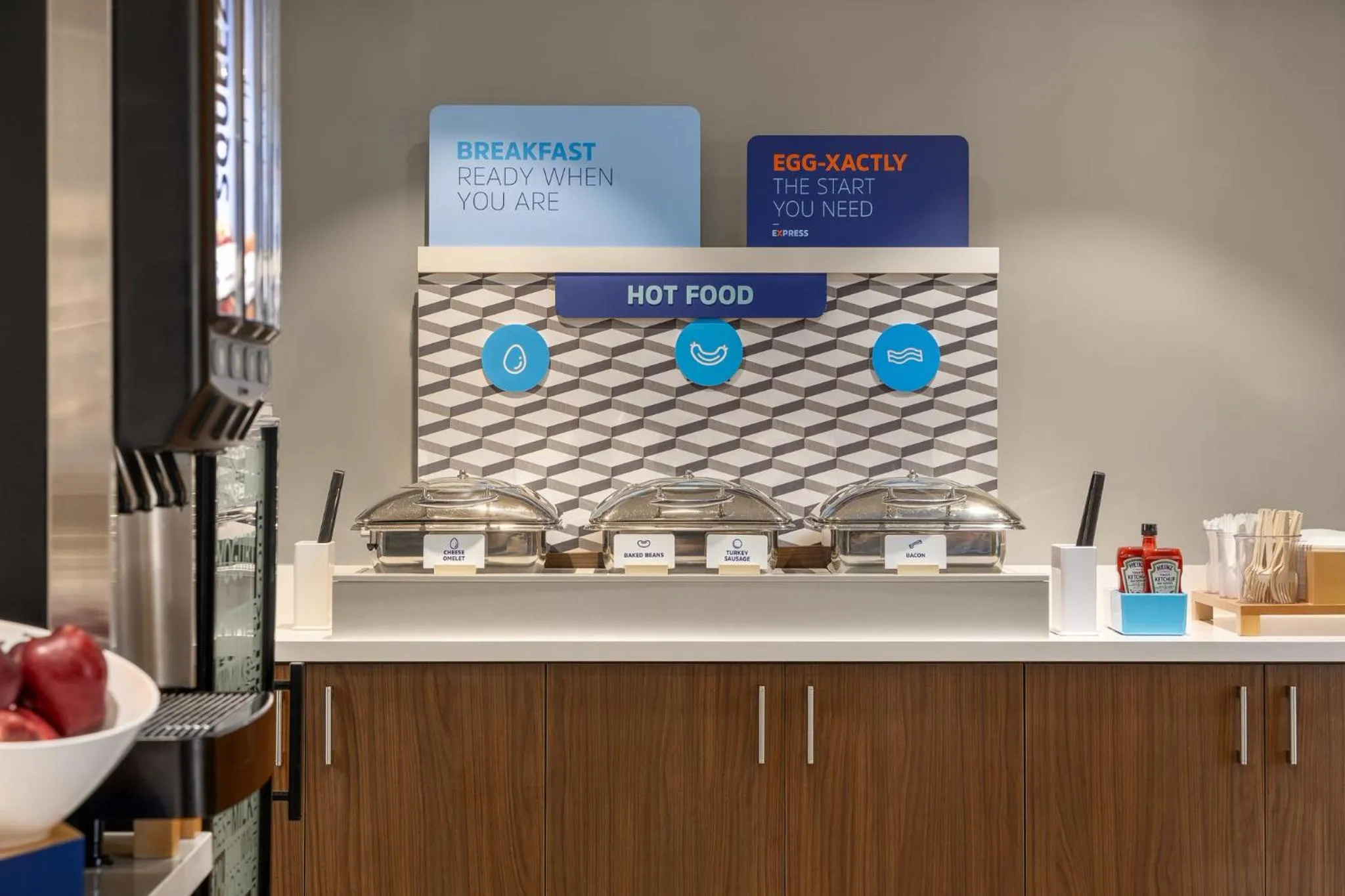Breakfast in Holiday Inn Express & Suites Huntsville by IHG