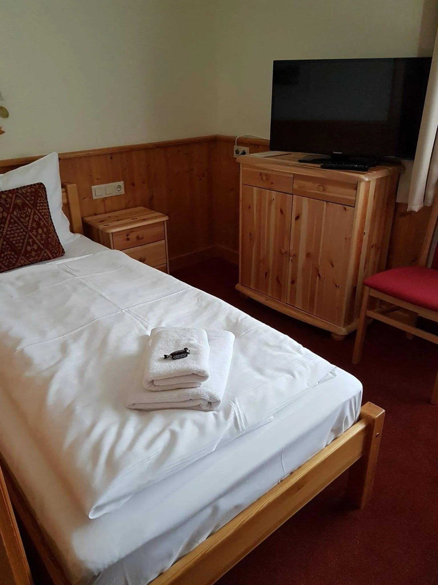 Photo of the whole room, Bed in Hotel Tauplitzerhof