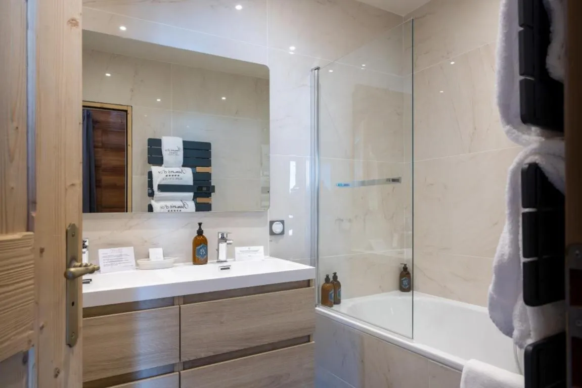 Hôtel Au Chamois d'Or by Les Etincelles