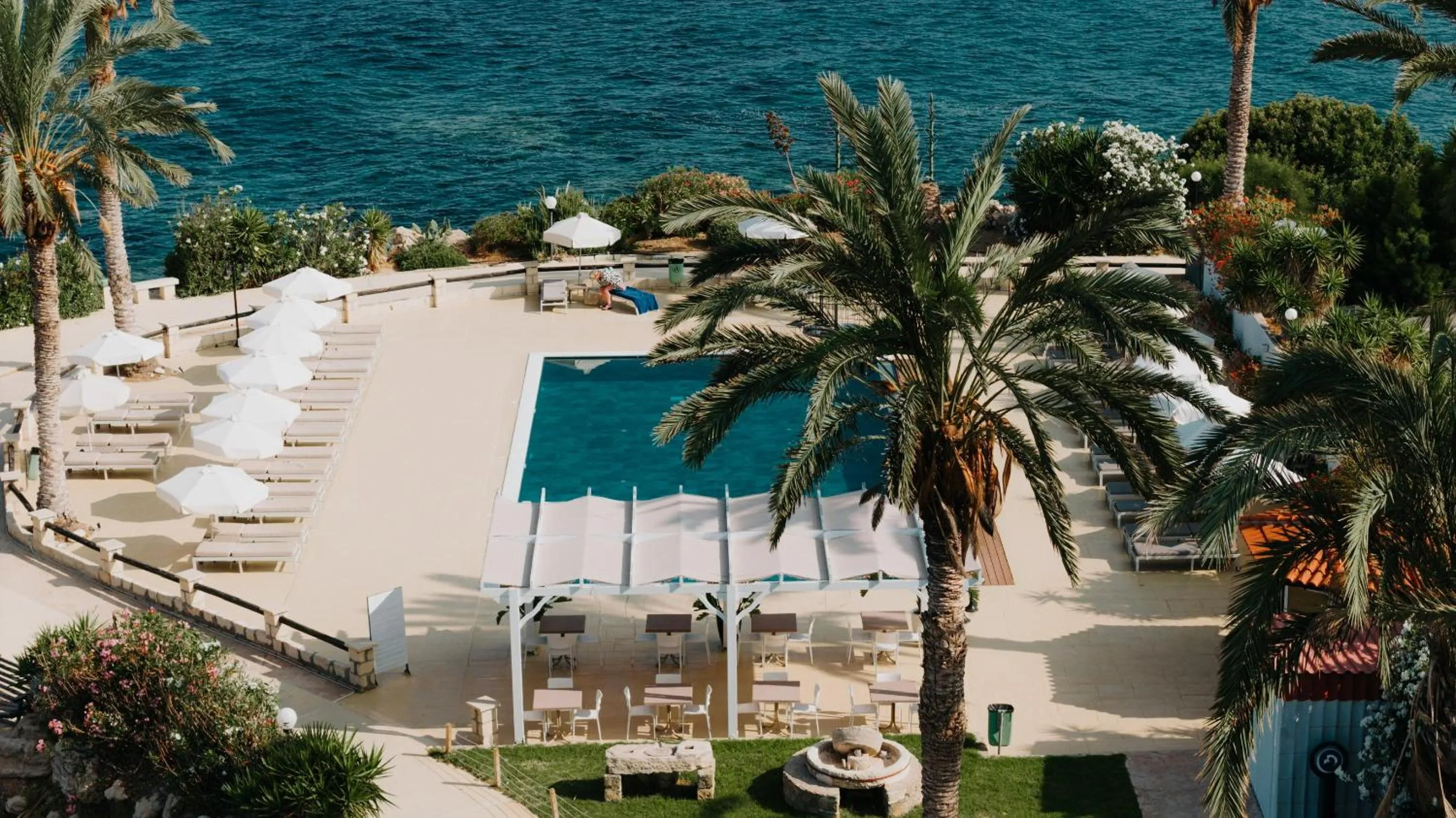 Swimming pool in Vrachia Beach Hotel & Suites - Adults Only