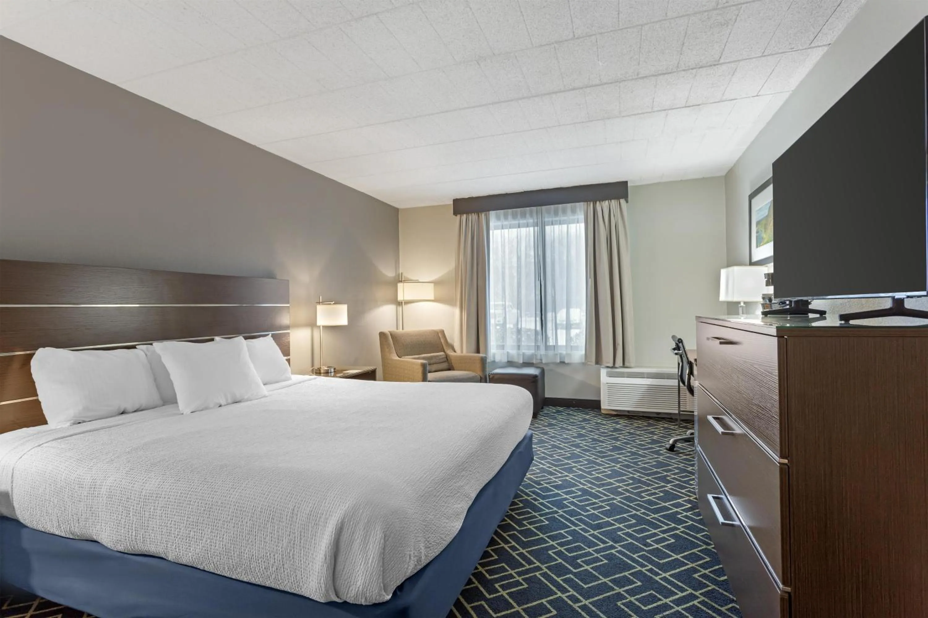 Bedroom, Bed in Best Western Hunt's Landing Hotel Matamoras Milford