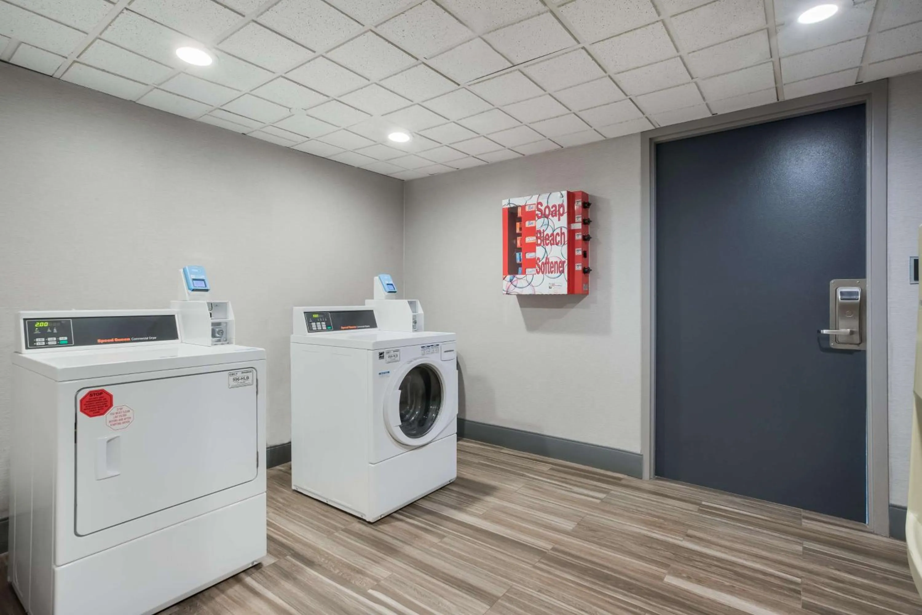 Property building in Best Western Hunt's Landing Hotel Matamoras Milford