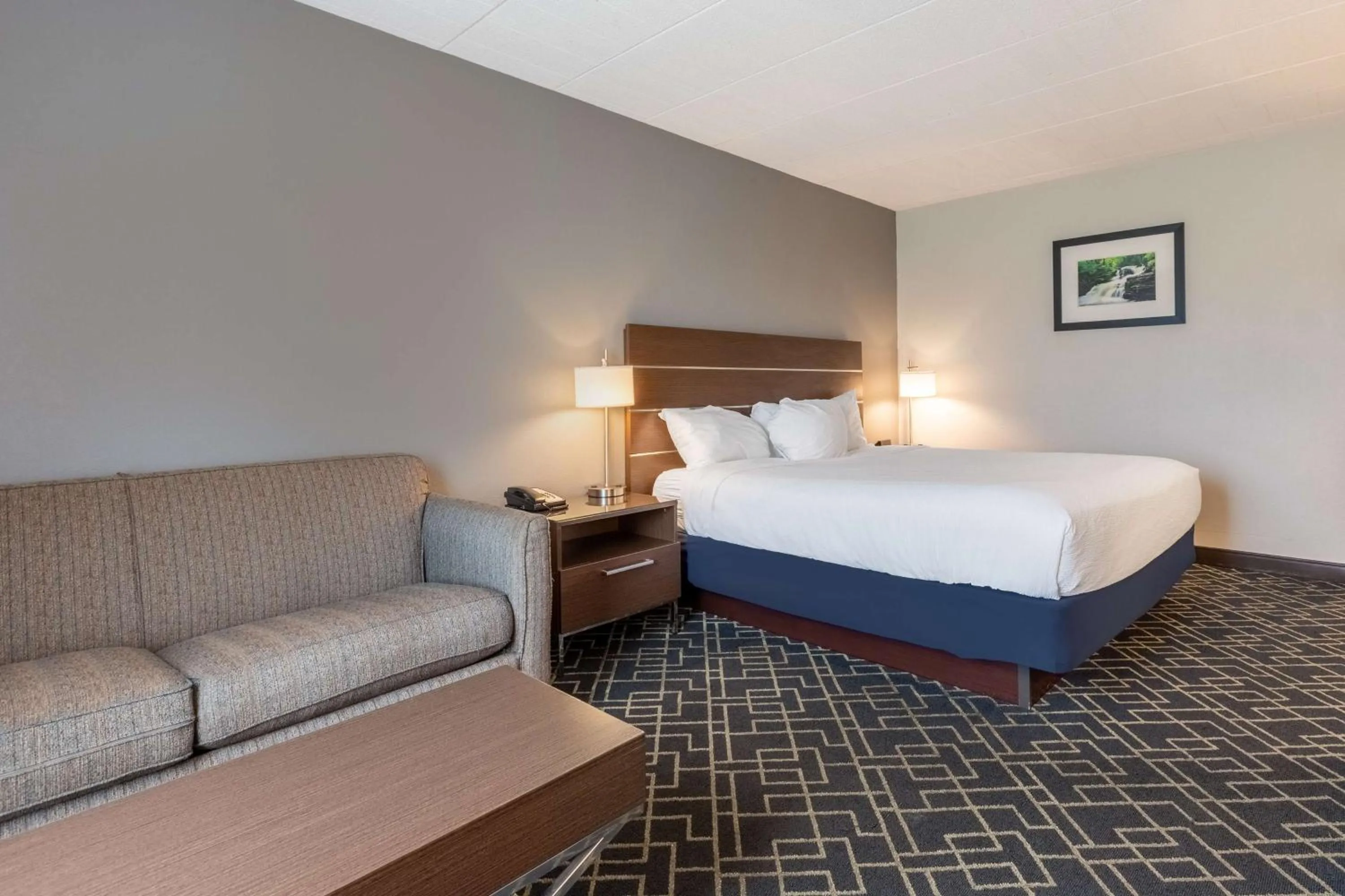 Bedroom, Bed in Best Western Hunt's Landing Hotel Matamoras Milford