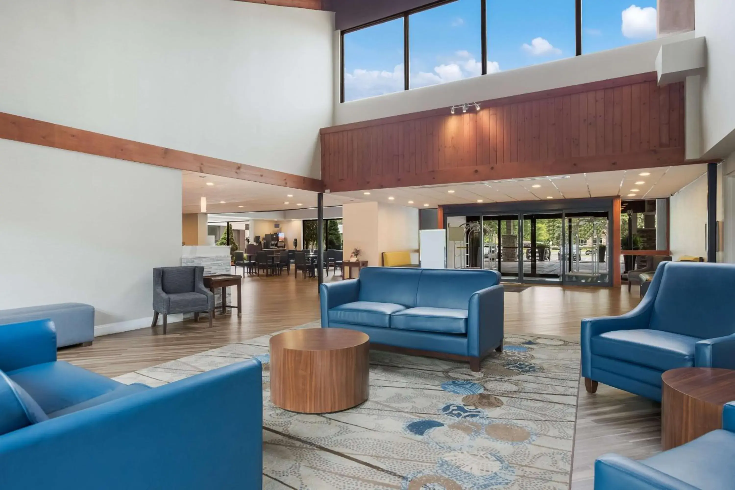 Lobby or reception in Best Western Hunt's Landing Hotel Matamoras Milford Lobby or reception in Best Western Hunt's Landing Hotel Matamoras Milford