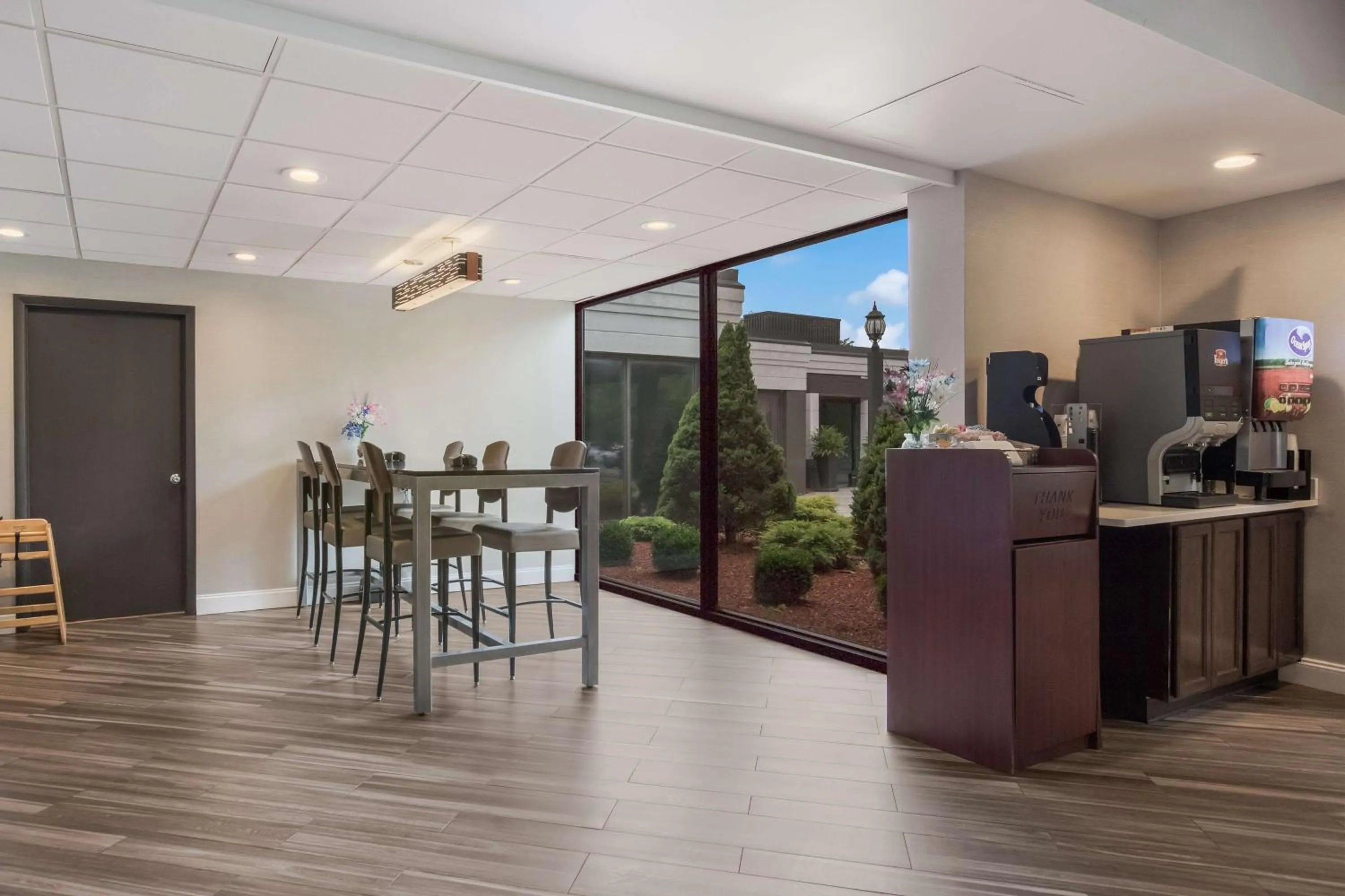 Breakfast in Best Western Hunt's Landing Hotel Matamoras Milford