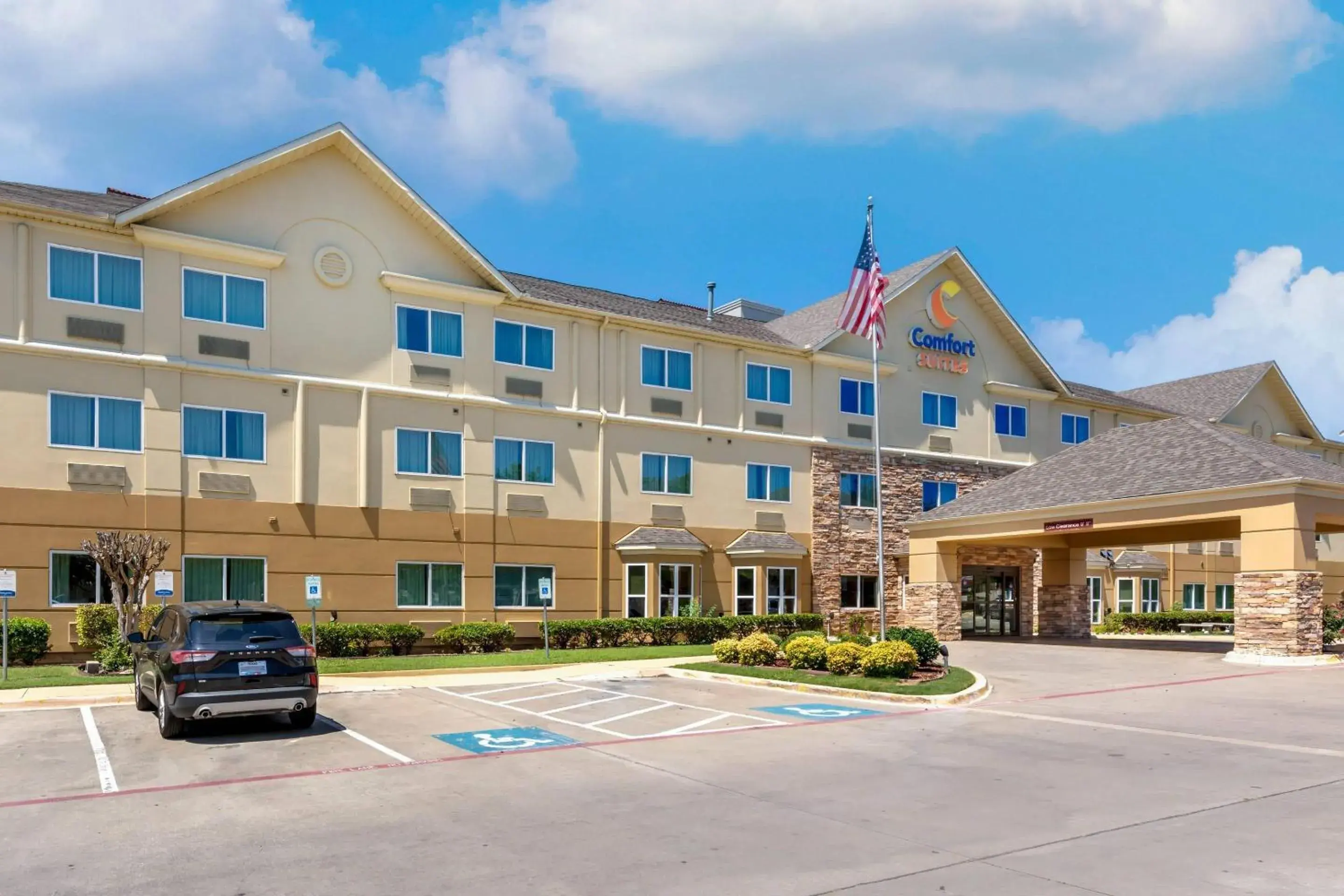 Comfort Suites North Dallas Comfort Suites North Dallas