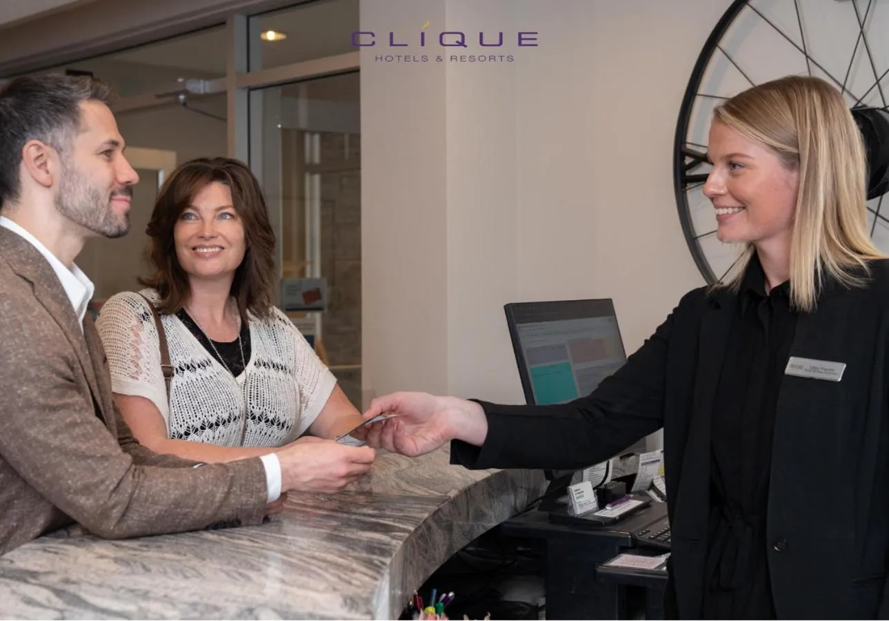 Lobby or reception in Falcon Crest Lodge by CLIQUE