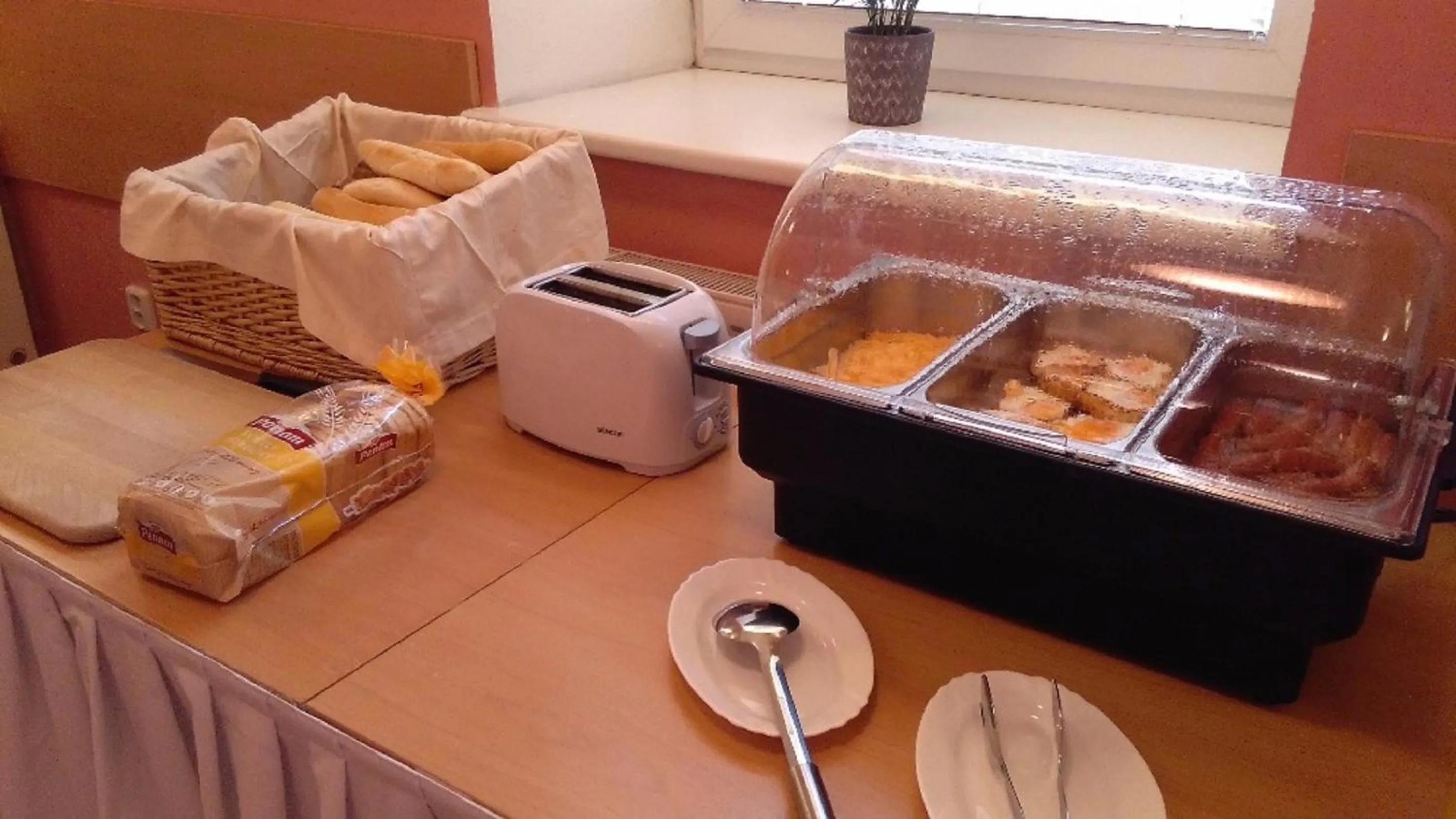 Breakfast in Hotel Senimo