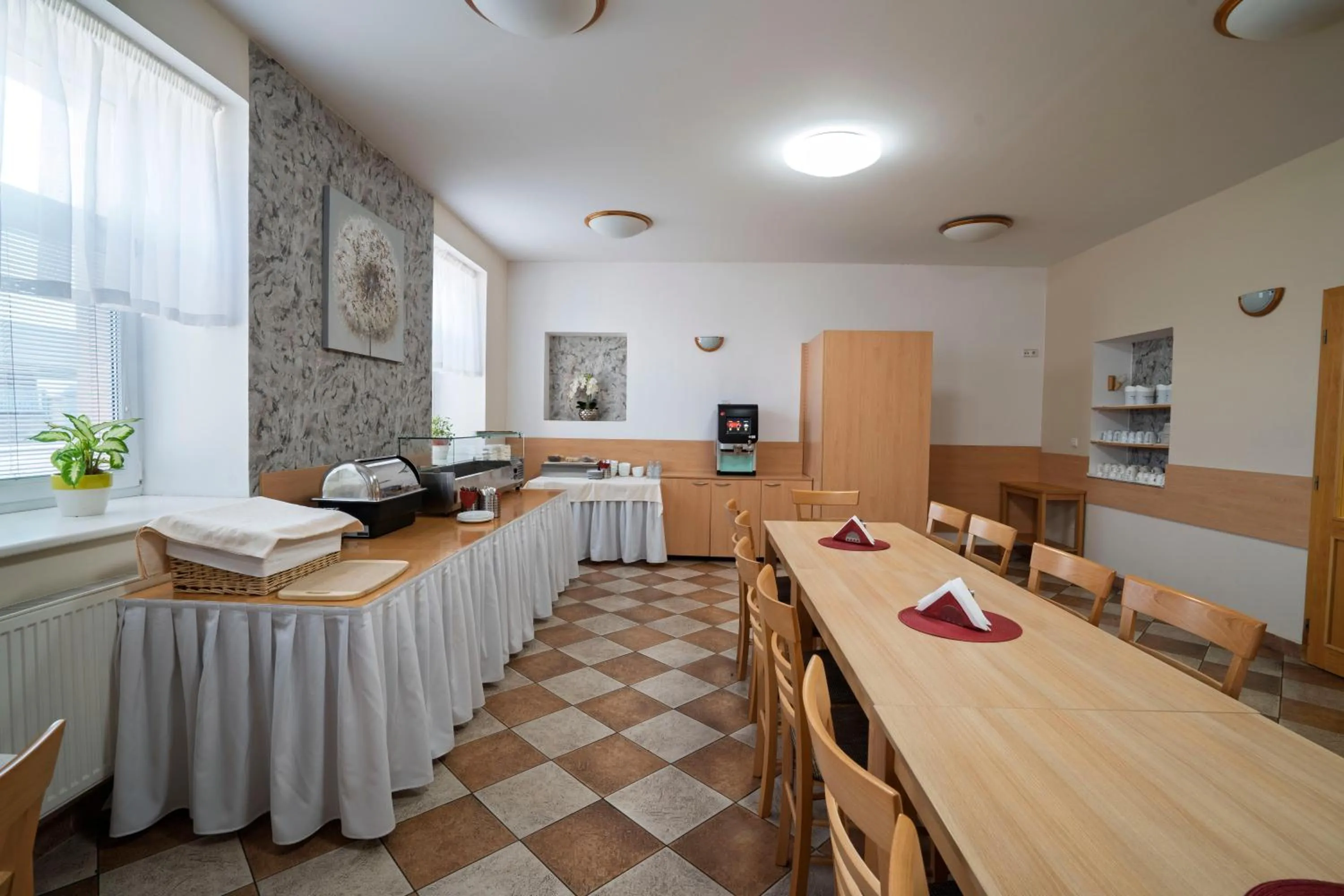 Breakfast in Hotel Senimo