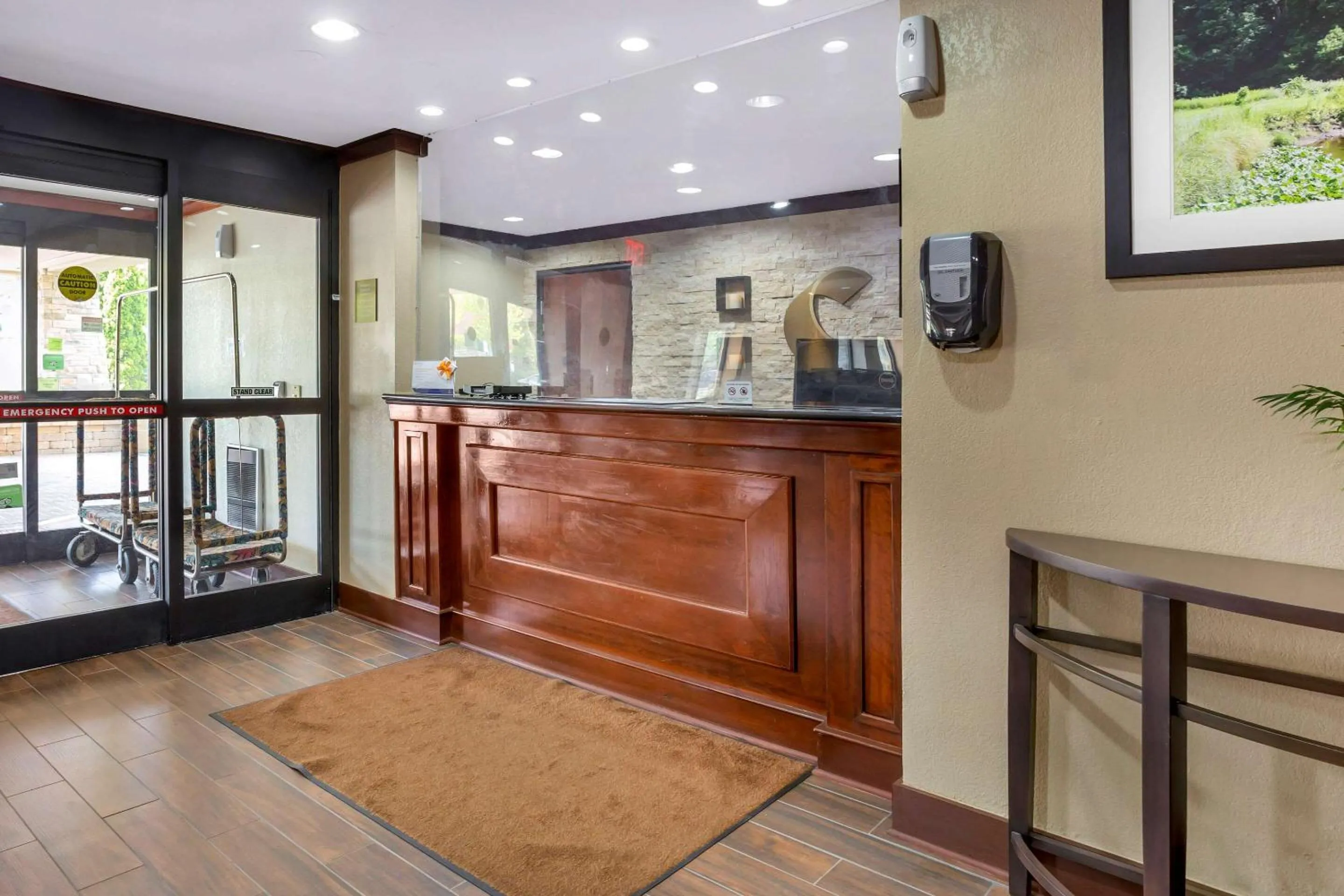 Lobby or reception in Comfort Inn Hoffman Estates - Schaumburg