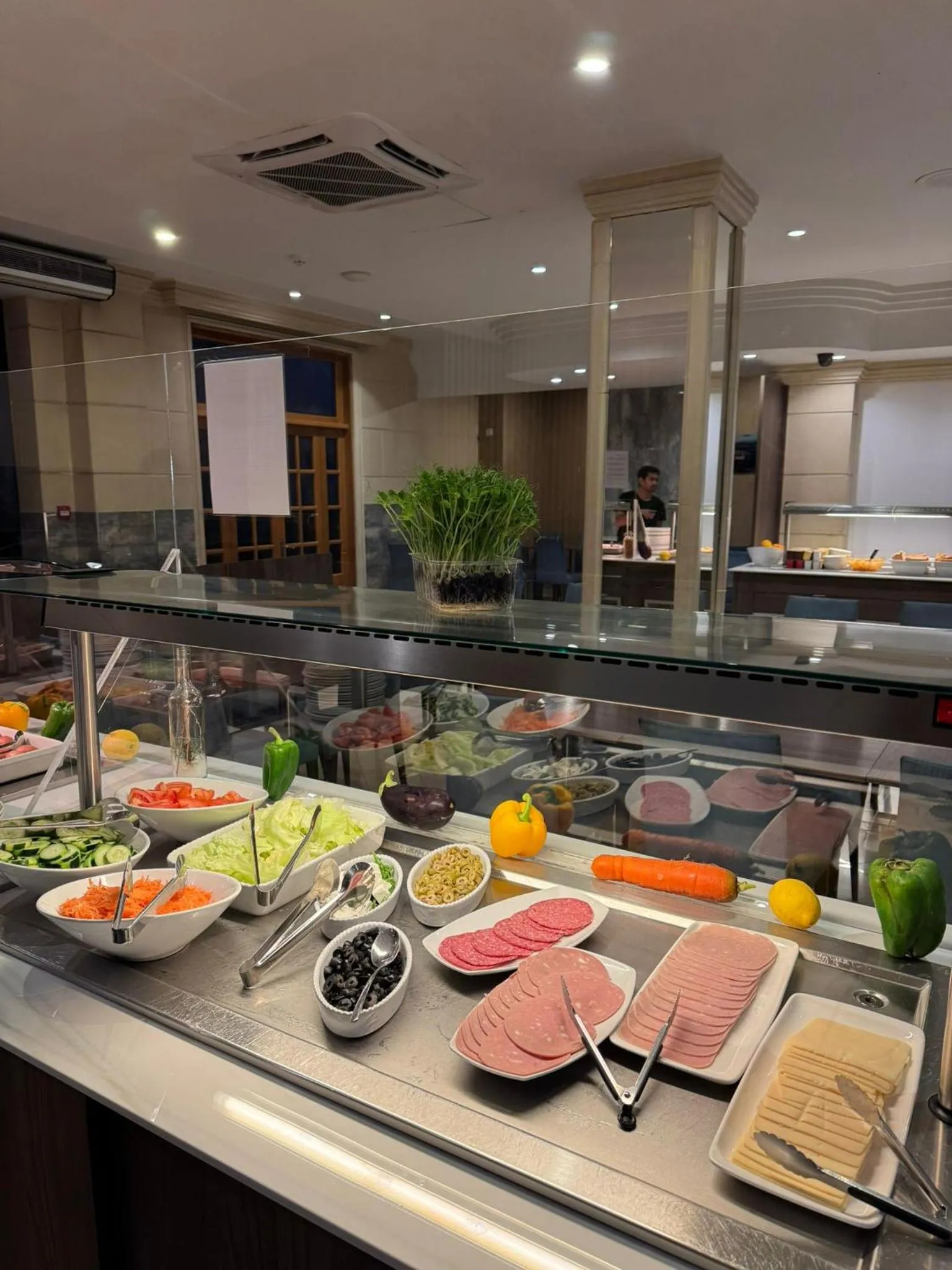 Breakfast in Hotel Kennedy Nova