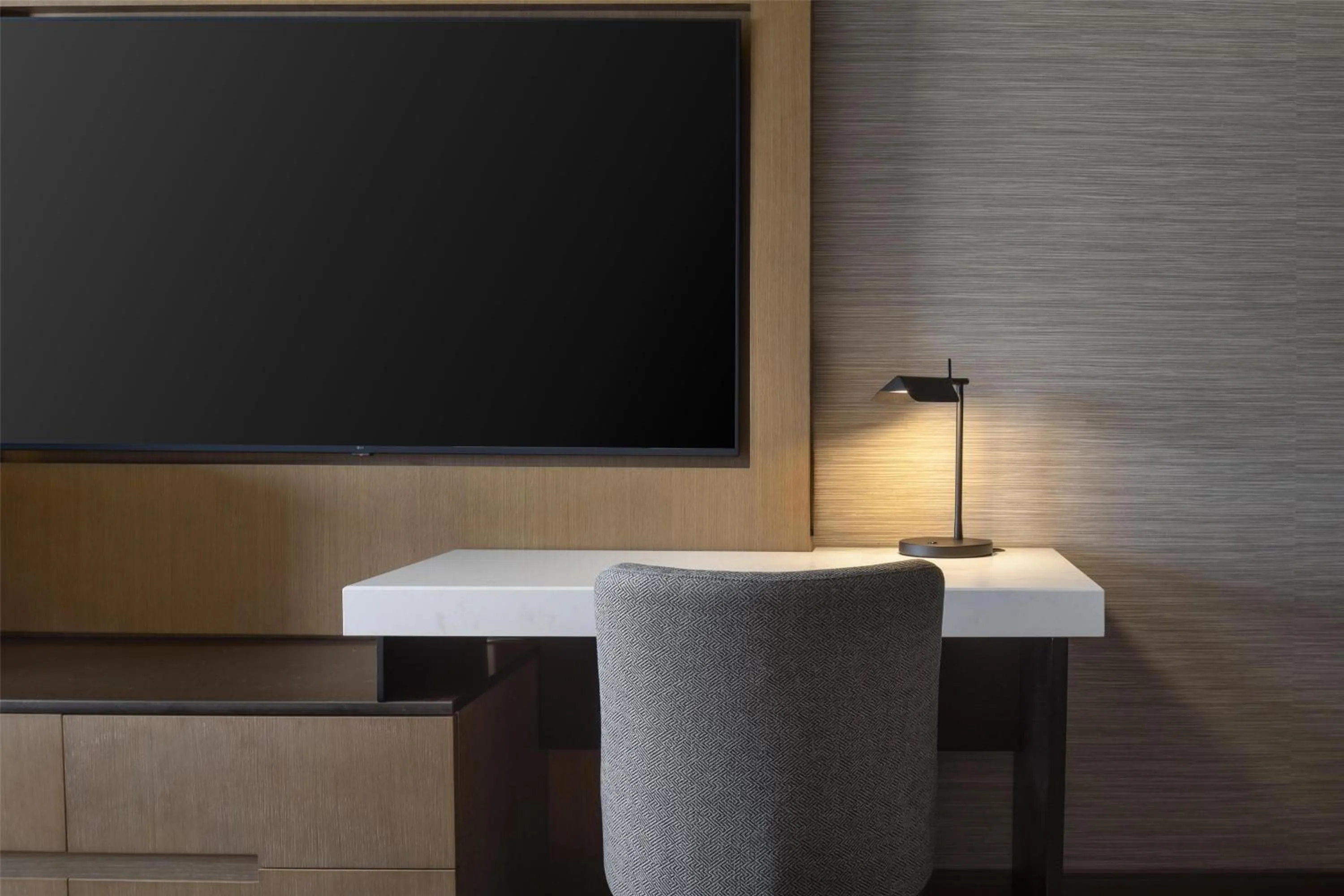 Bedroom in Doubletree By Hilton West Kelowna