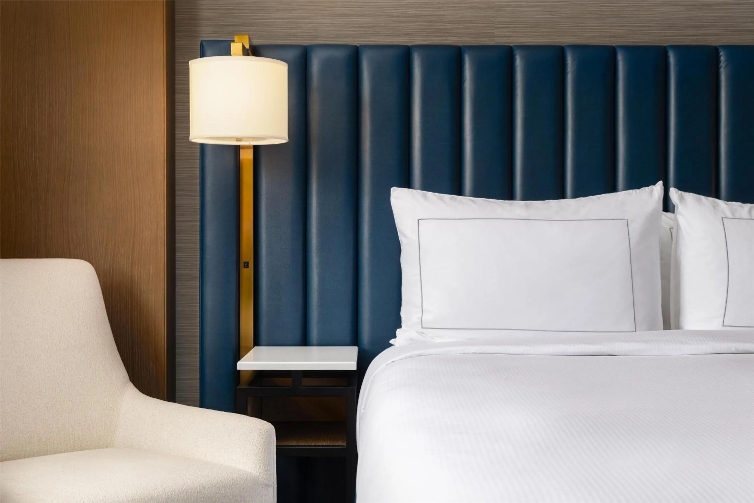 Bed in Doubletree By Hilton West Kelowna