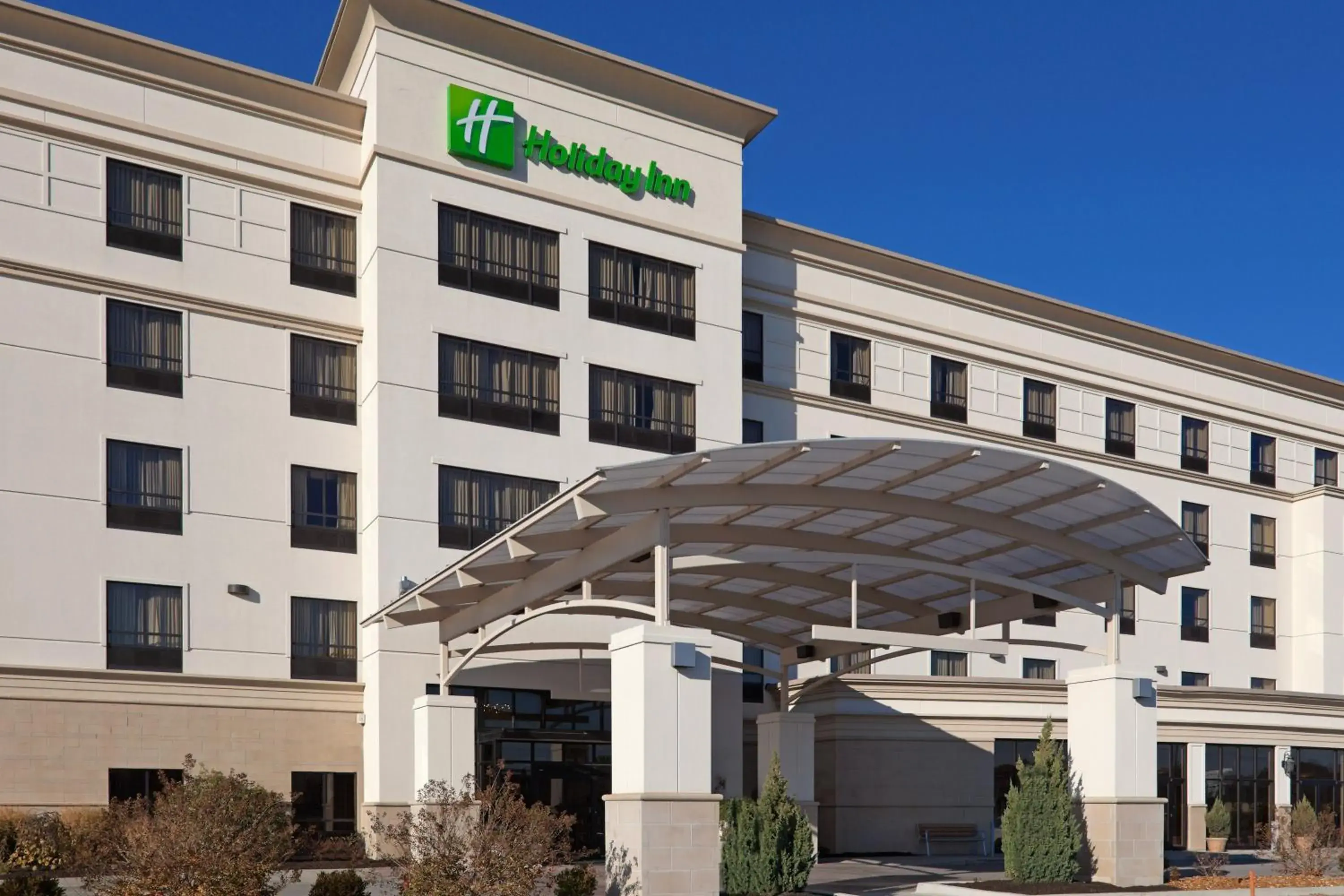 Property building in Holiday Inn Carbondale - Conference Center by IHG Property building in Holiday Inn Carbondale - Conference Center by IHG