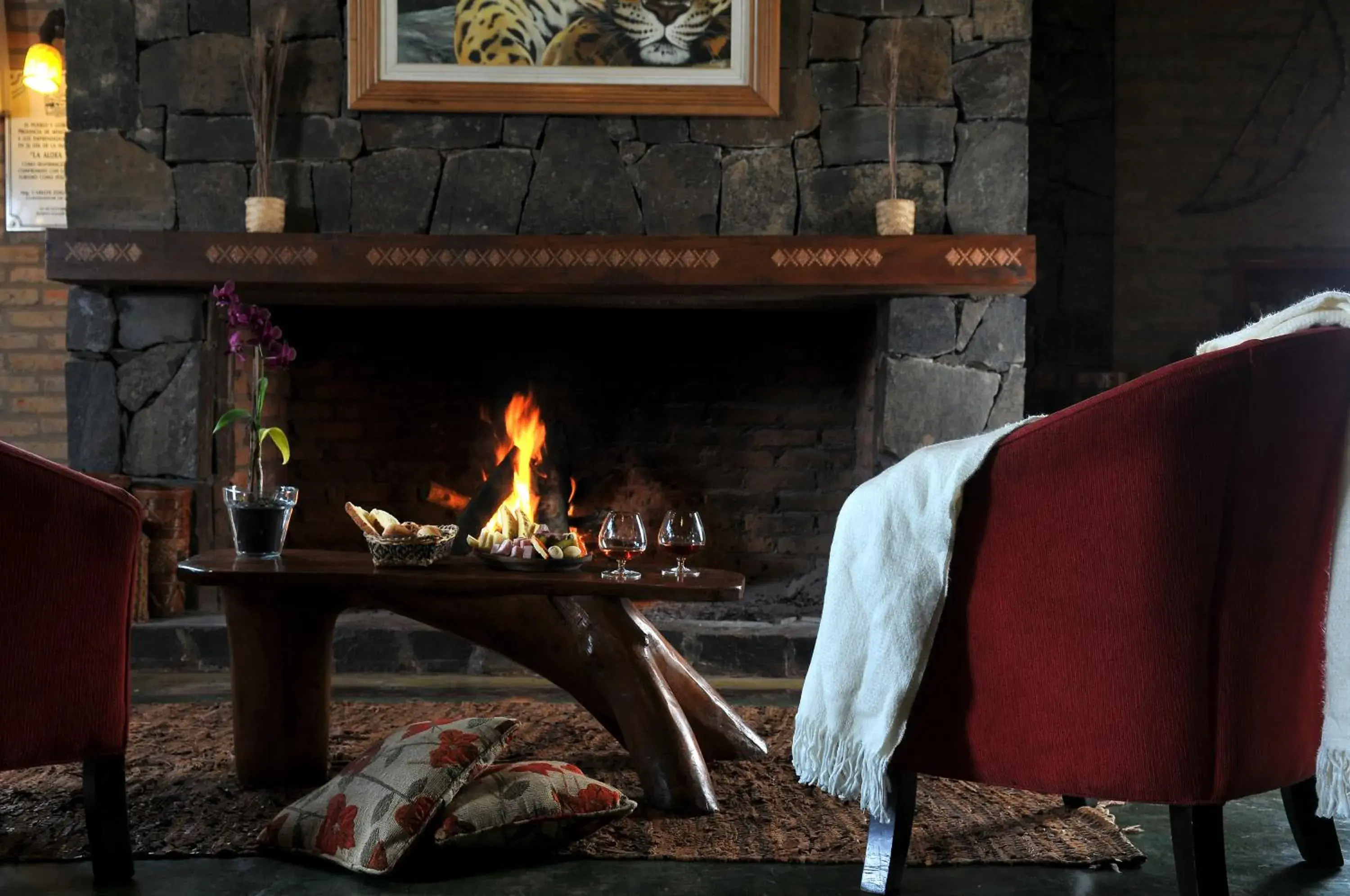 Living room in La Aldea De La Selva Lodge Living room in La Aldea De La Selva Lodge
