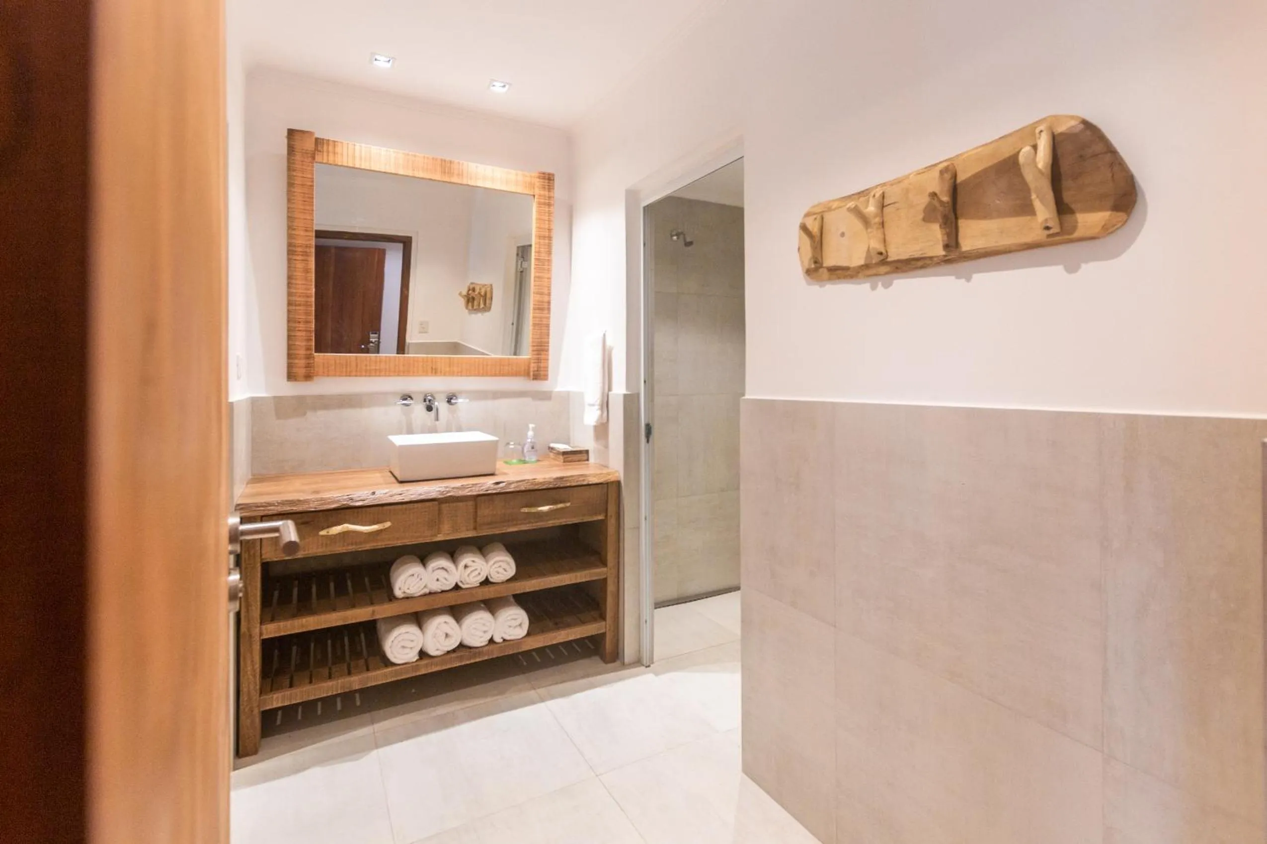 Bathroom in La Aldea De La Selva Lodge