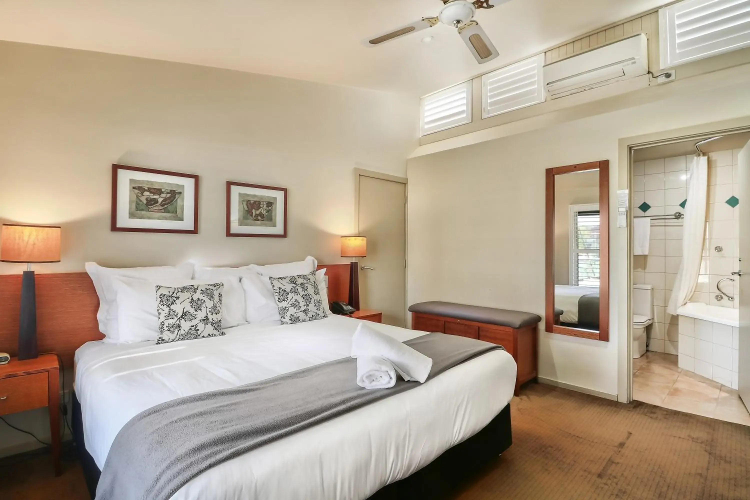 Hotel Spa Room in Alzburg Resort Hotel Spa Room in Alzburg Resort