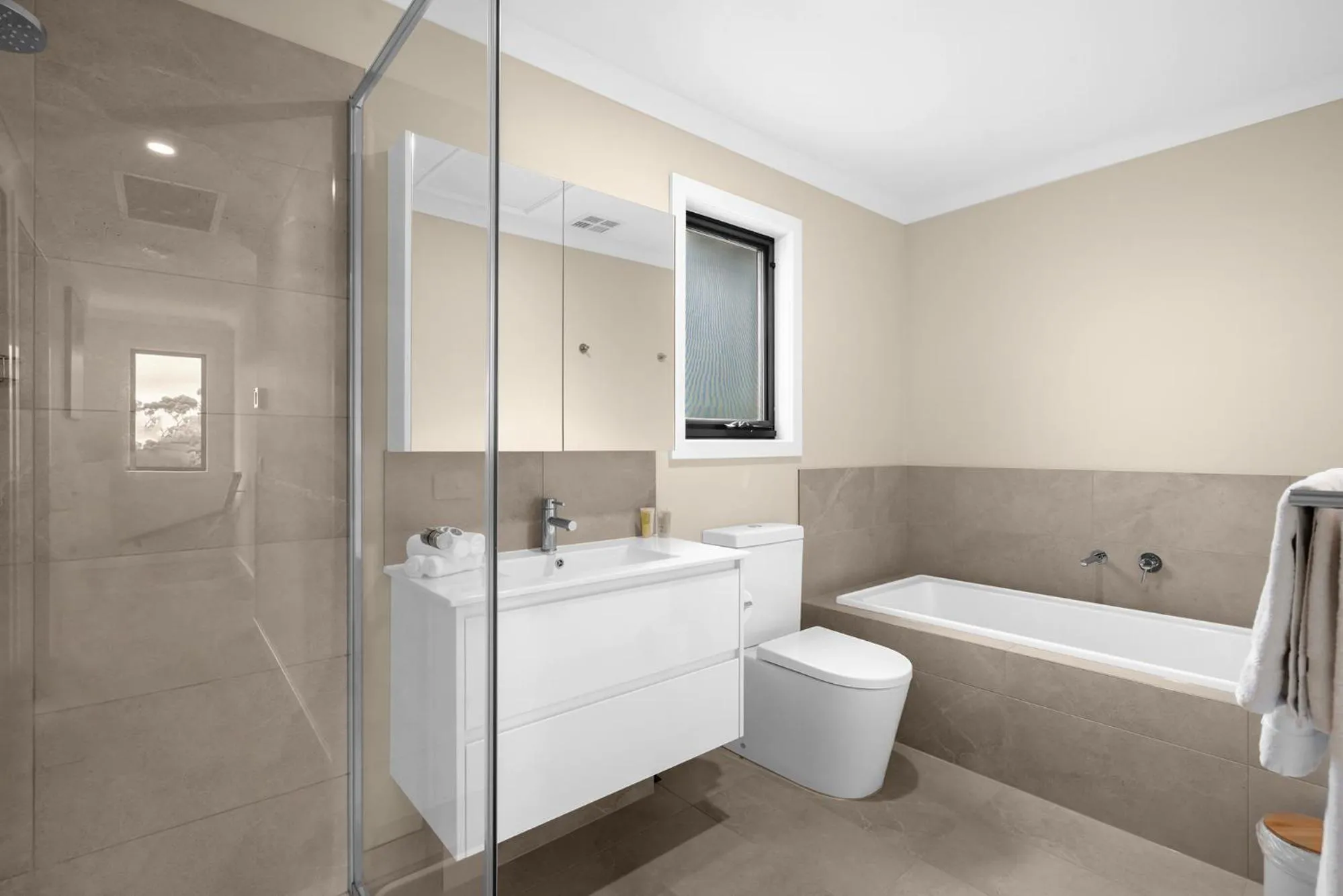 Shower in Bungunyah Apartments