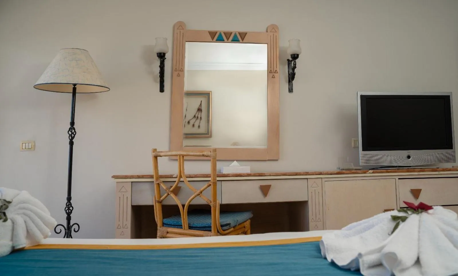 TV and multimedia, Bed in Retac El Arish