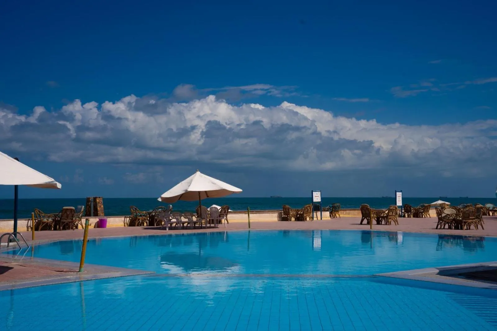 Beach in Retac El Arish