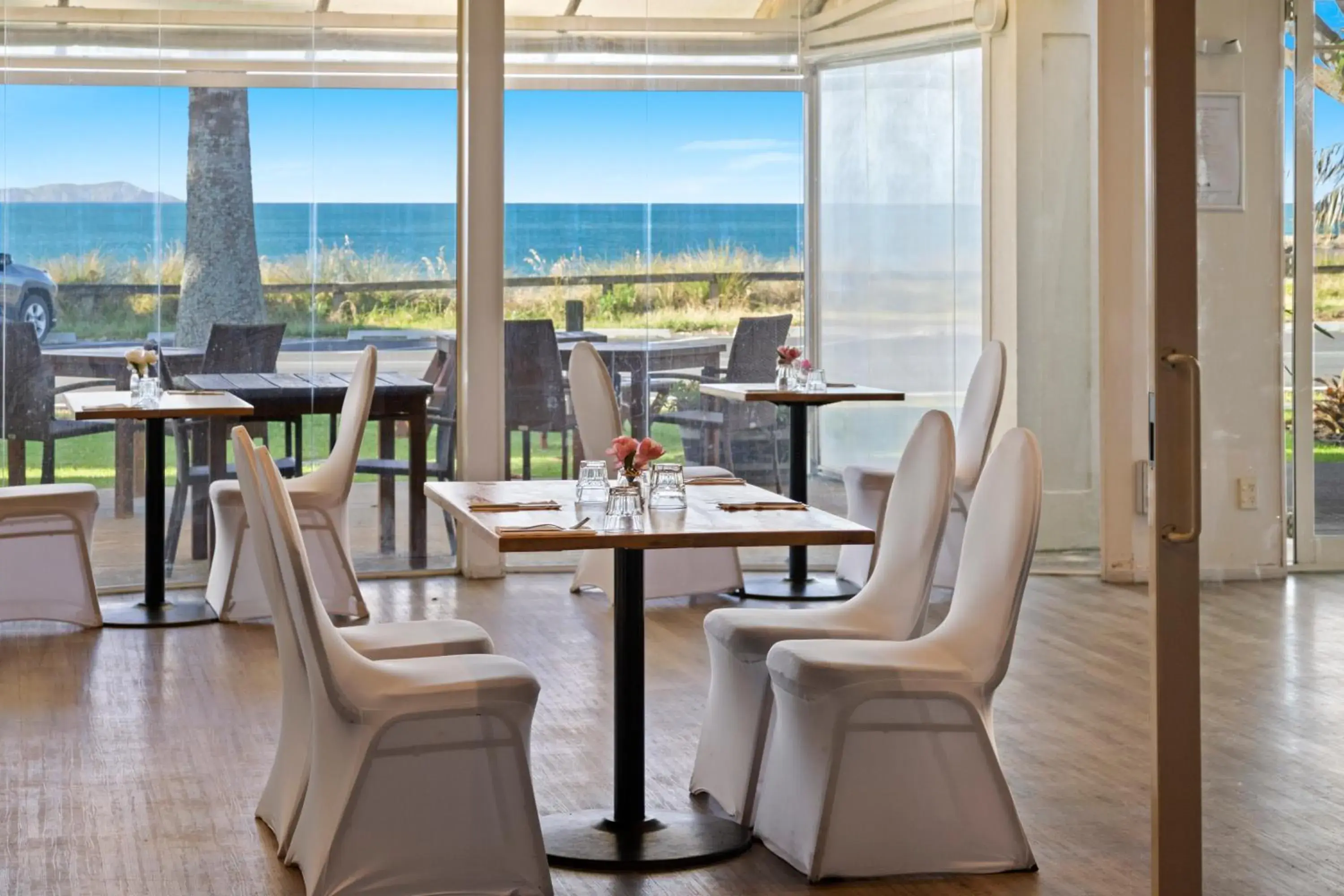 Food and drinks in Taipa Beach Resort Food and drinks in Taipa Beach Resort