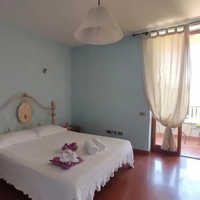 Double Room with Balcony - single occupancy in Agriturismo Etico Le Grazie Double Room with Balcony - single occupancy in Agriturismo Etico Le Grazie