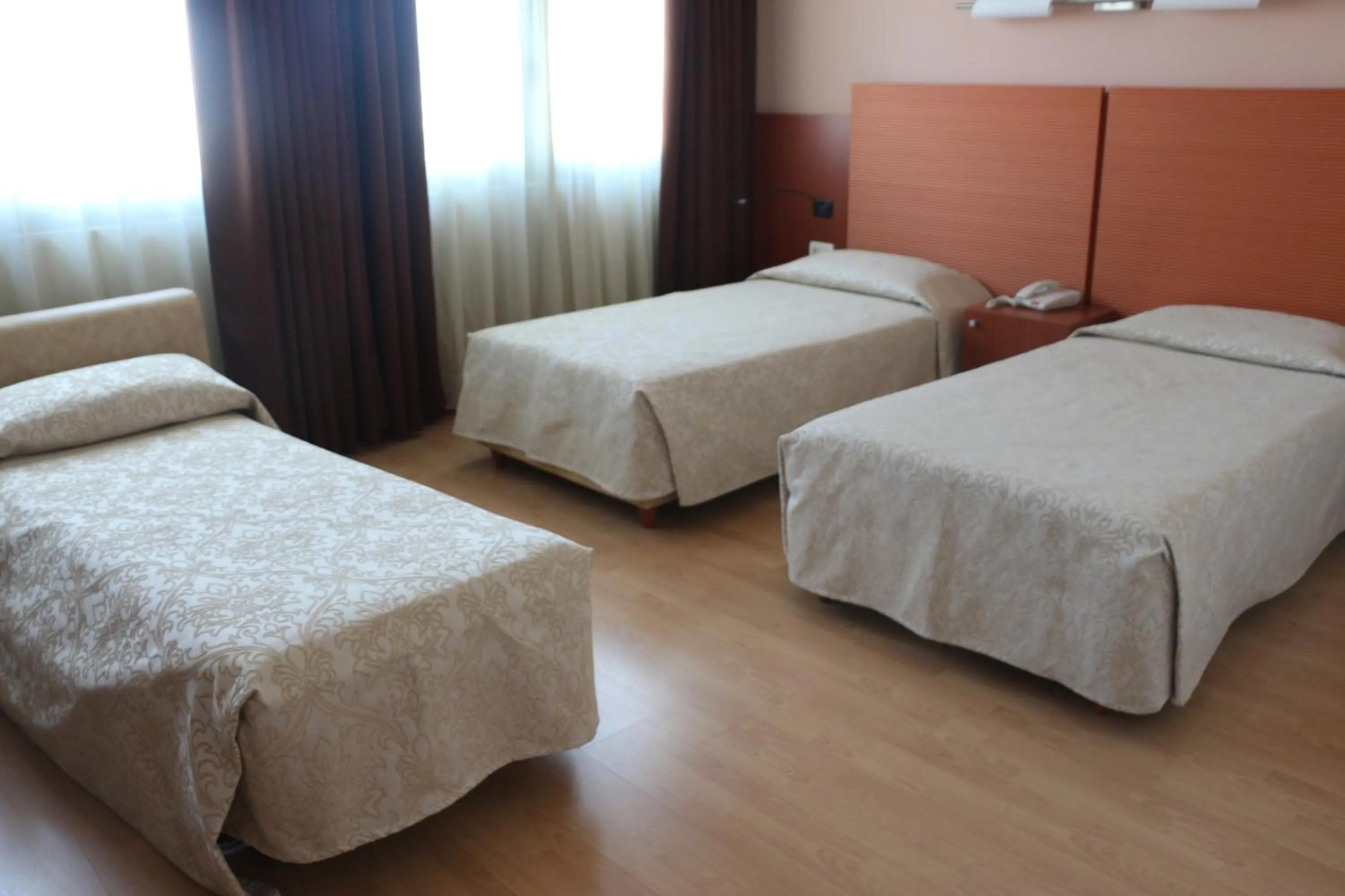 Day, Bed in Bella Italia Palace Hotel