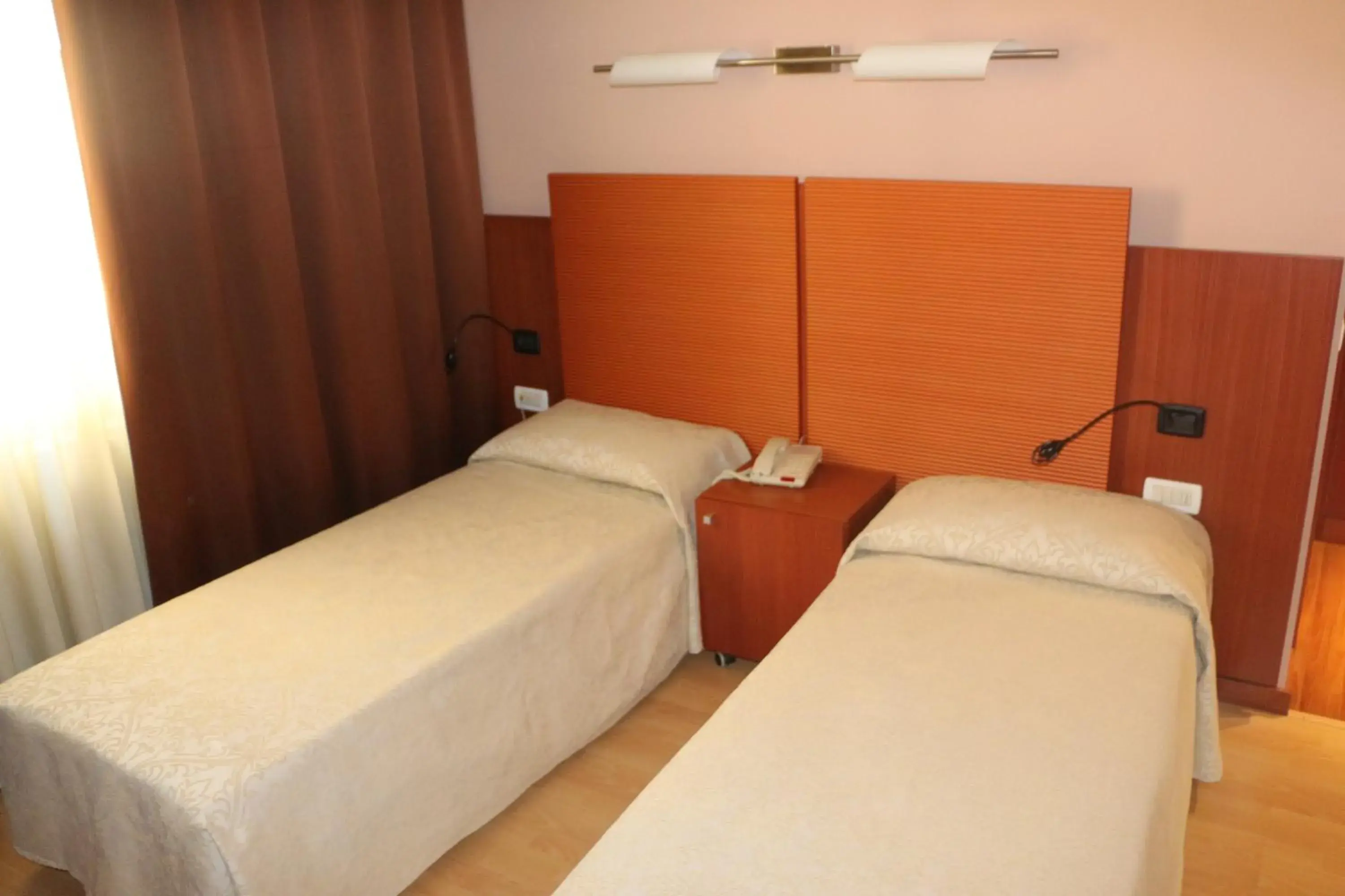 Twin Room in Bella Italia Palace Hotel Twin Room in Bella Italia Palace Hotel