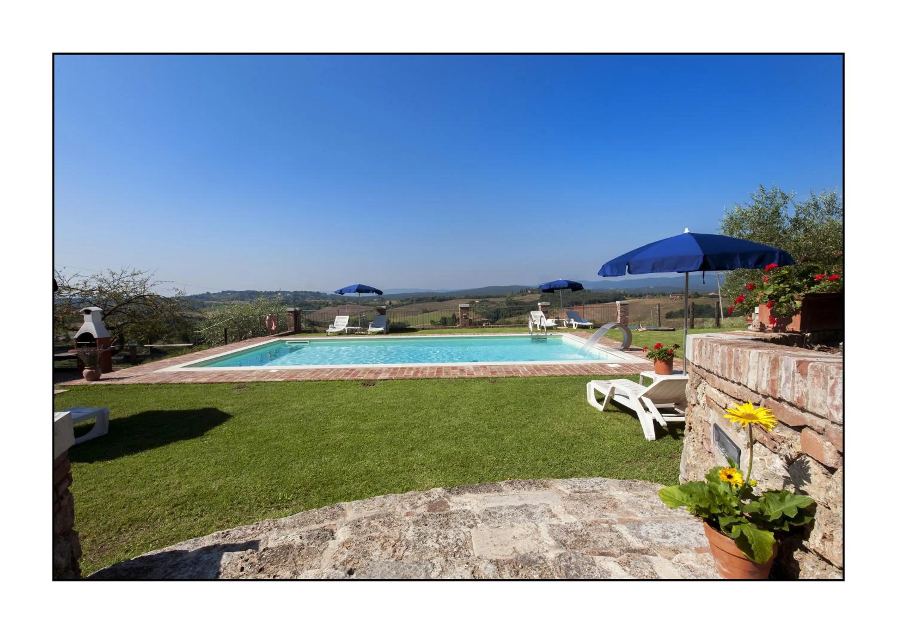 Garden in B&B Casale Virgili