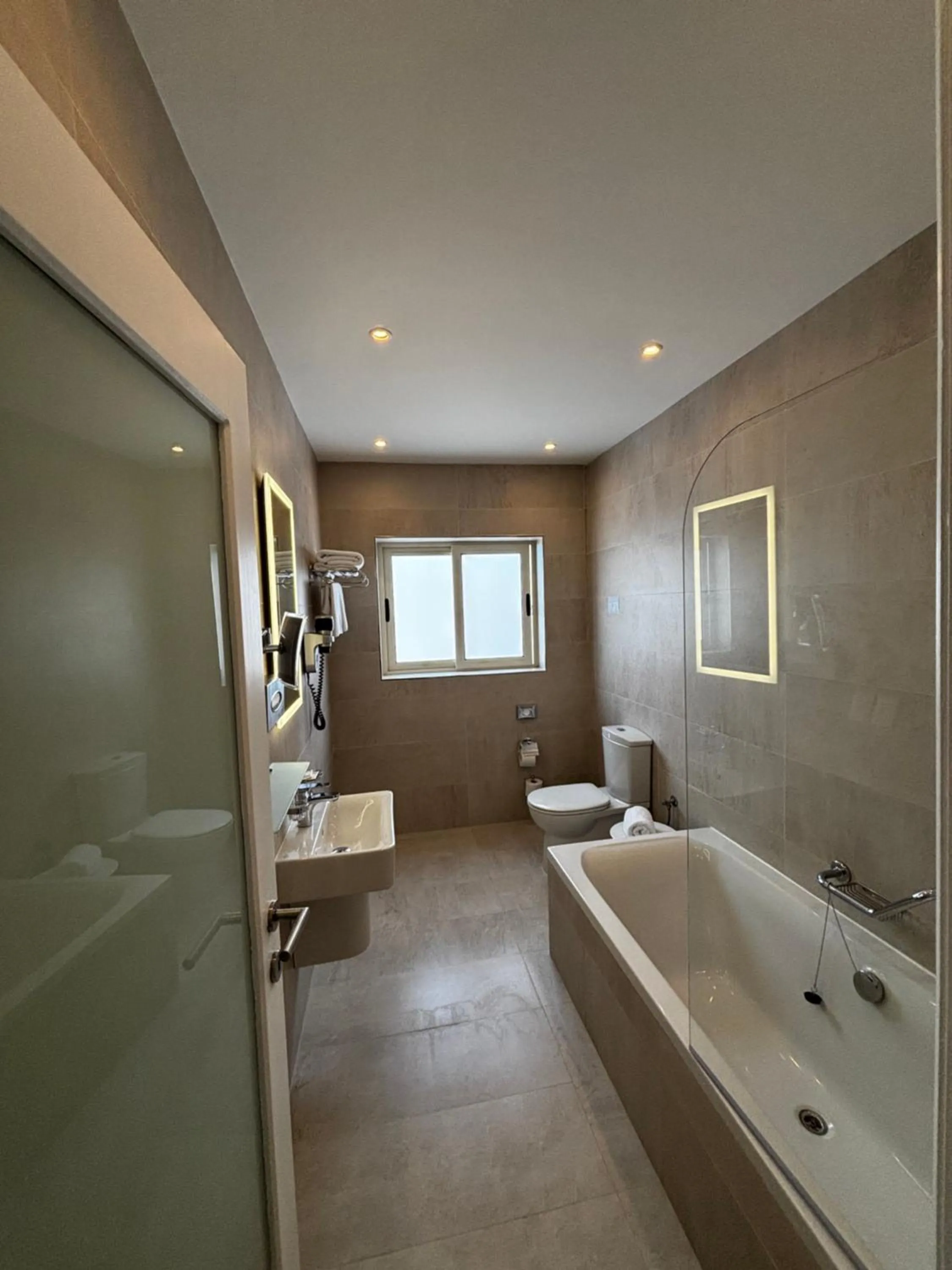 Bathroom in Osborne Hotel