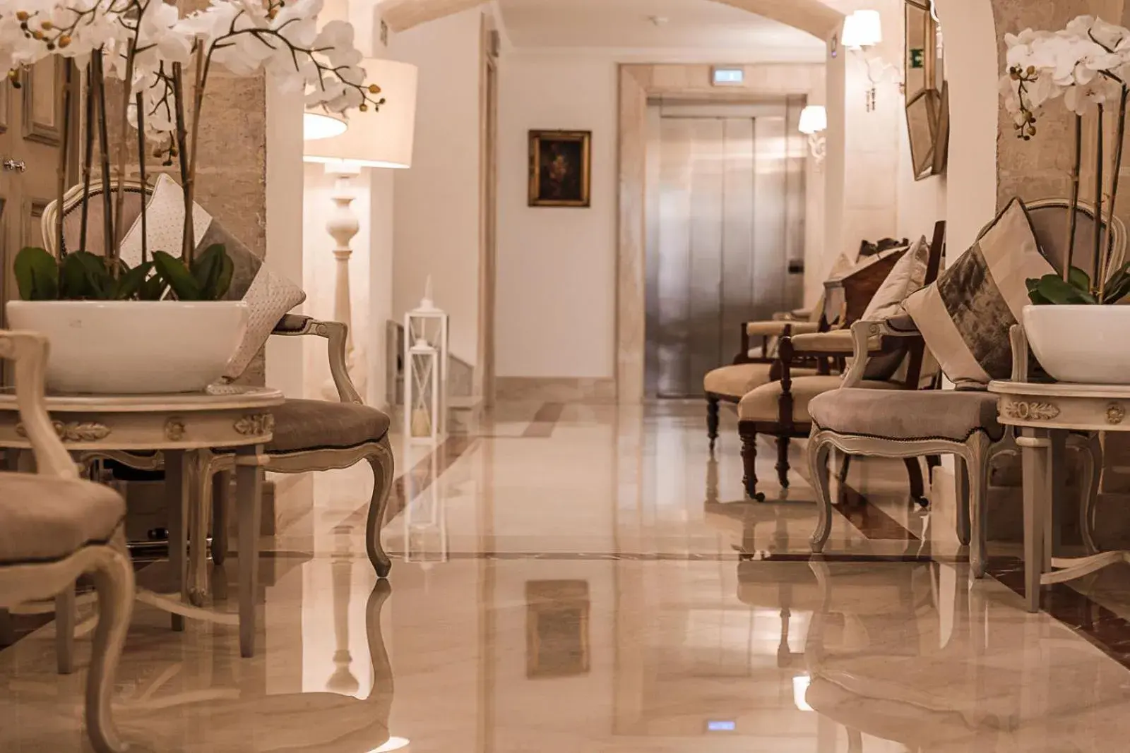 Lobby or reception in Osborne Hotel Lobby or reception in Osborne Hotel