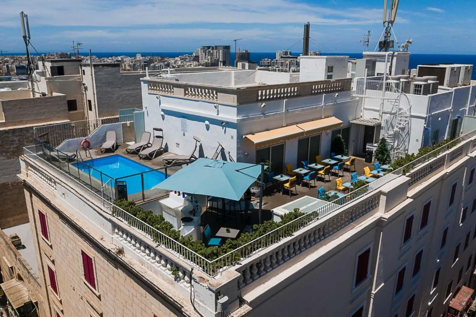 Bird's eye view in Osborne Hotel