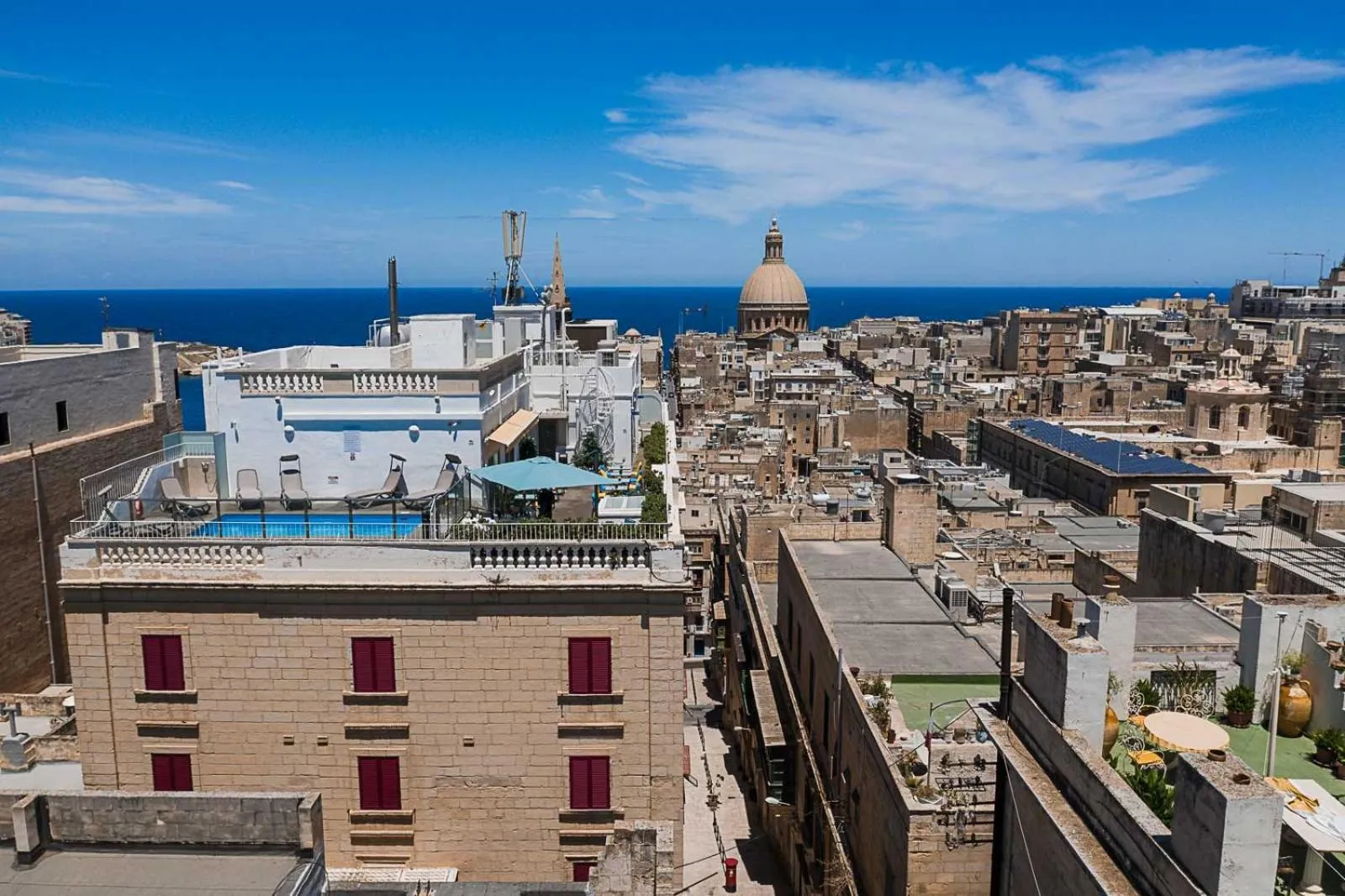 Landmark view in Osborne Hotel