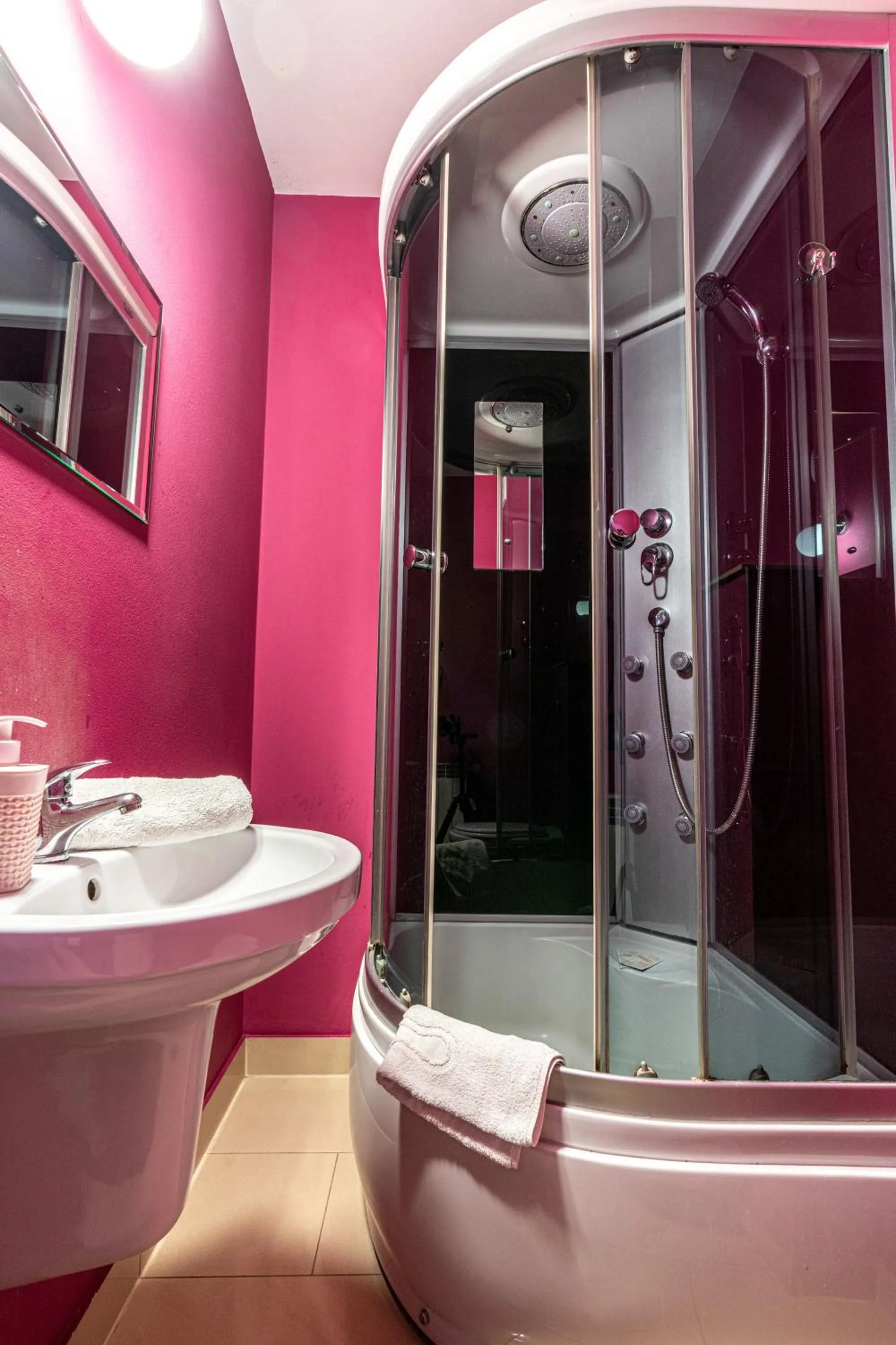 Shower in Leśny Dworek Biały Dunajec