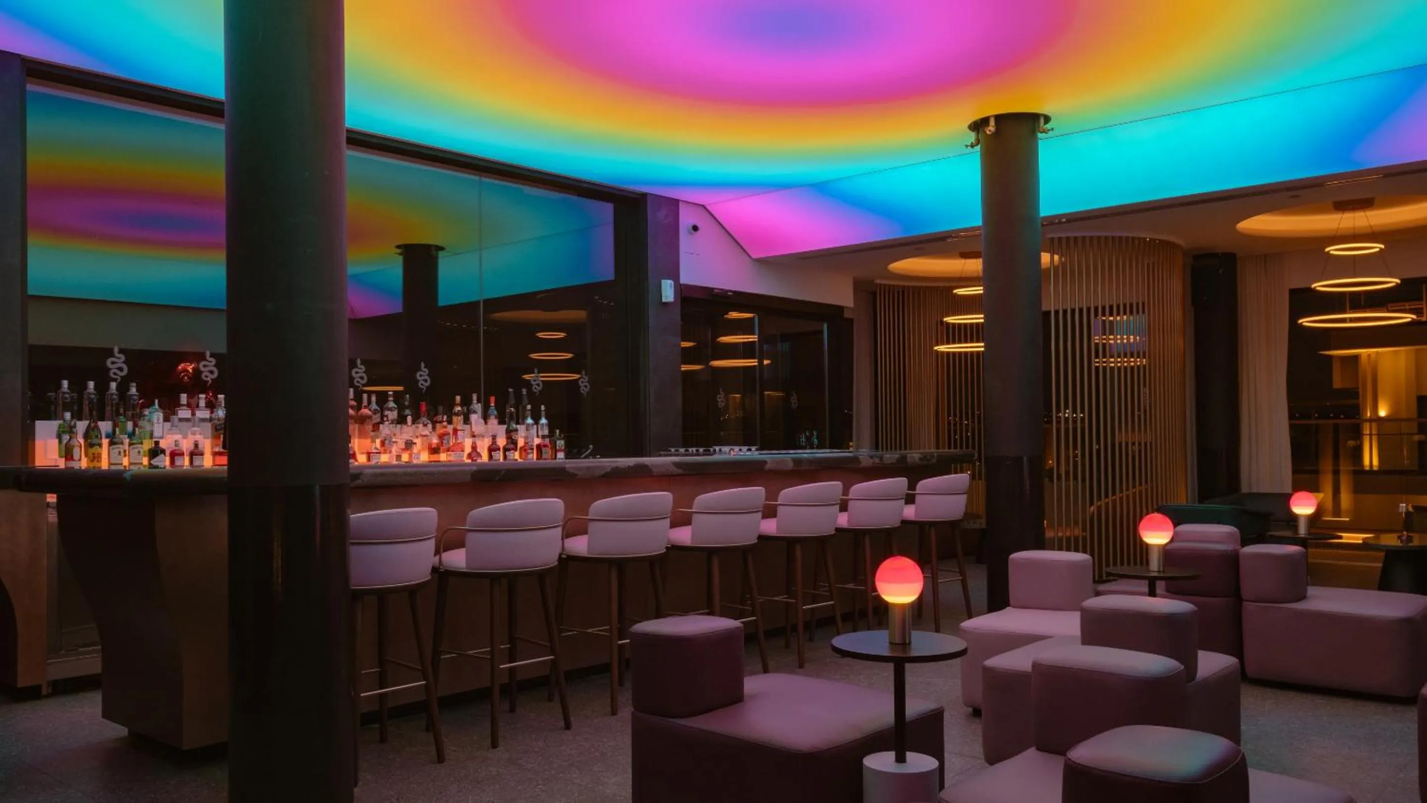 Nightclub / DJ in AX ODYCY Hotel