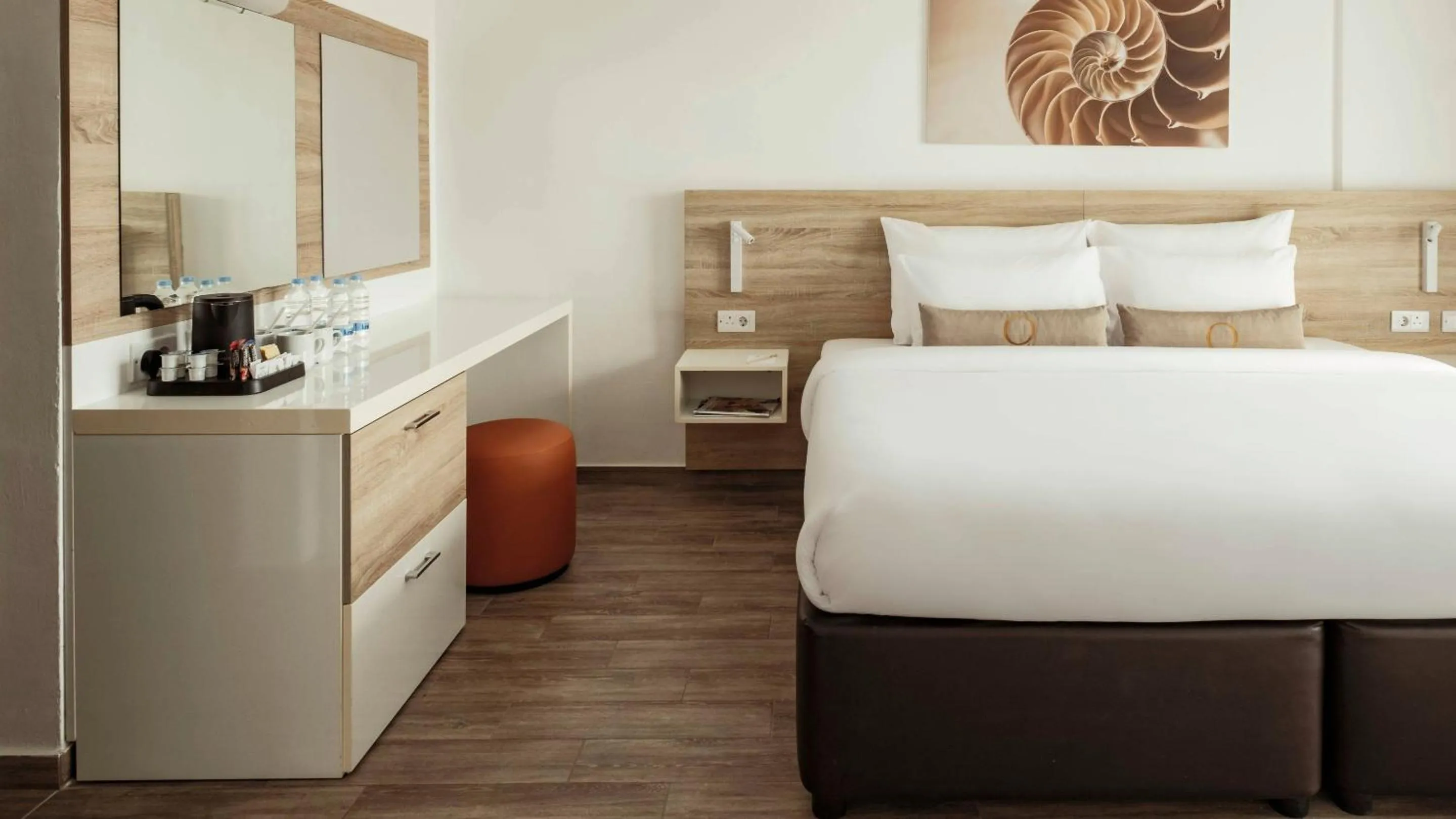 Bedroom, Bed in AX ODYCY Hotel