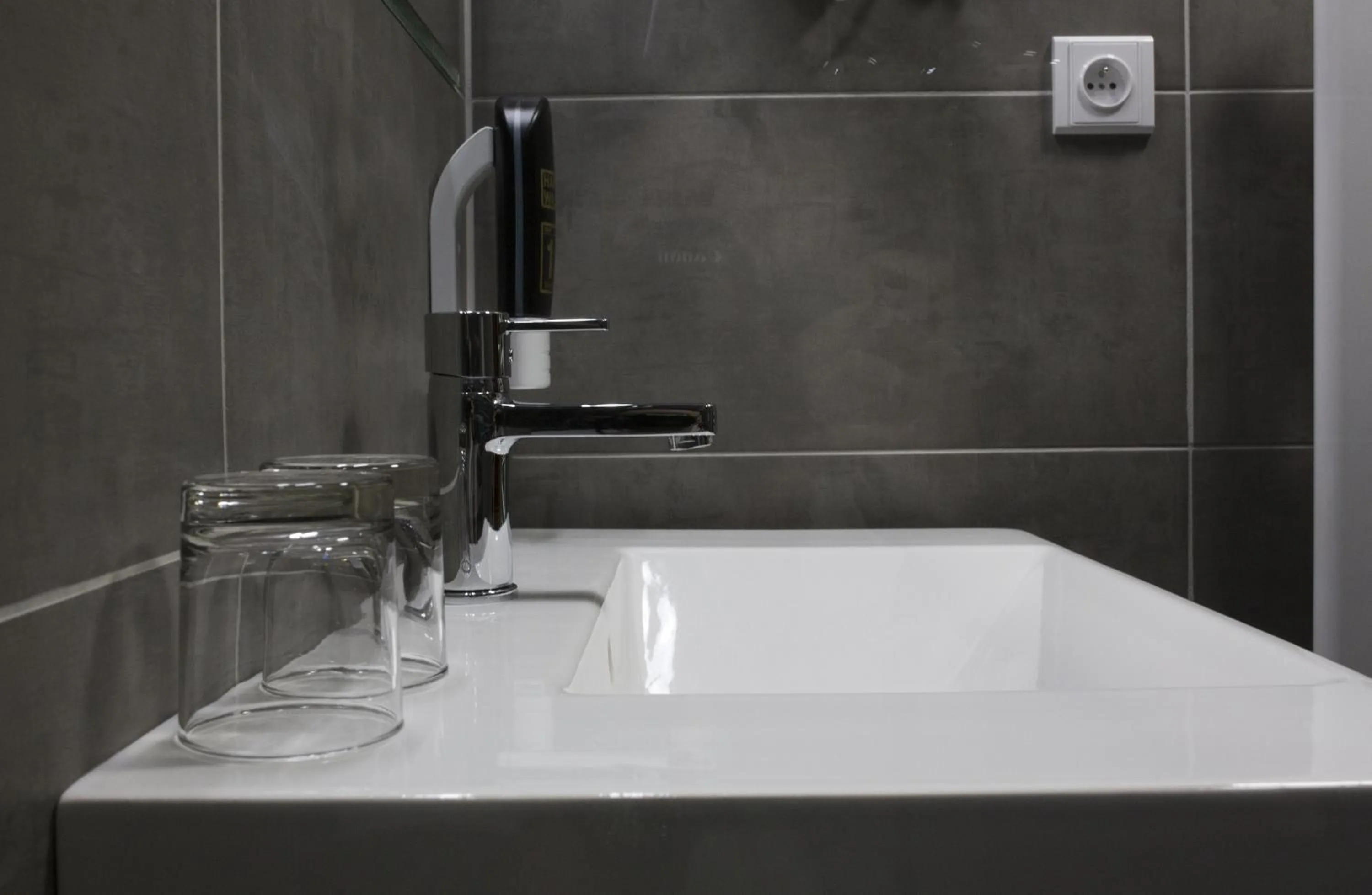 Bathroom in Hotel Atrium