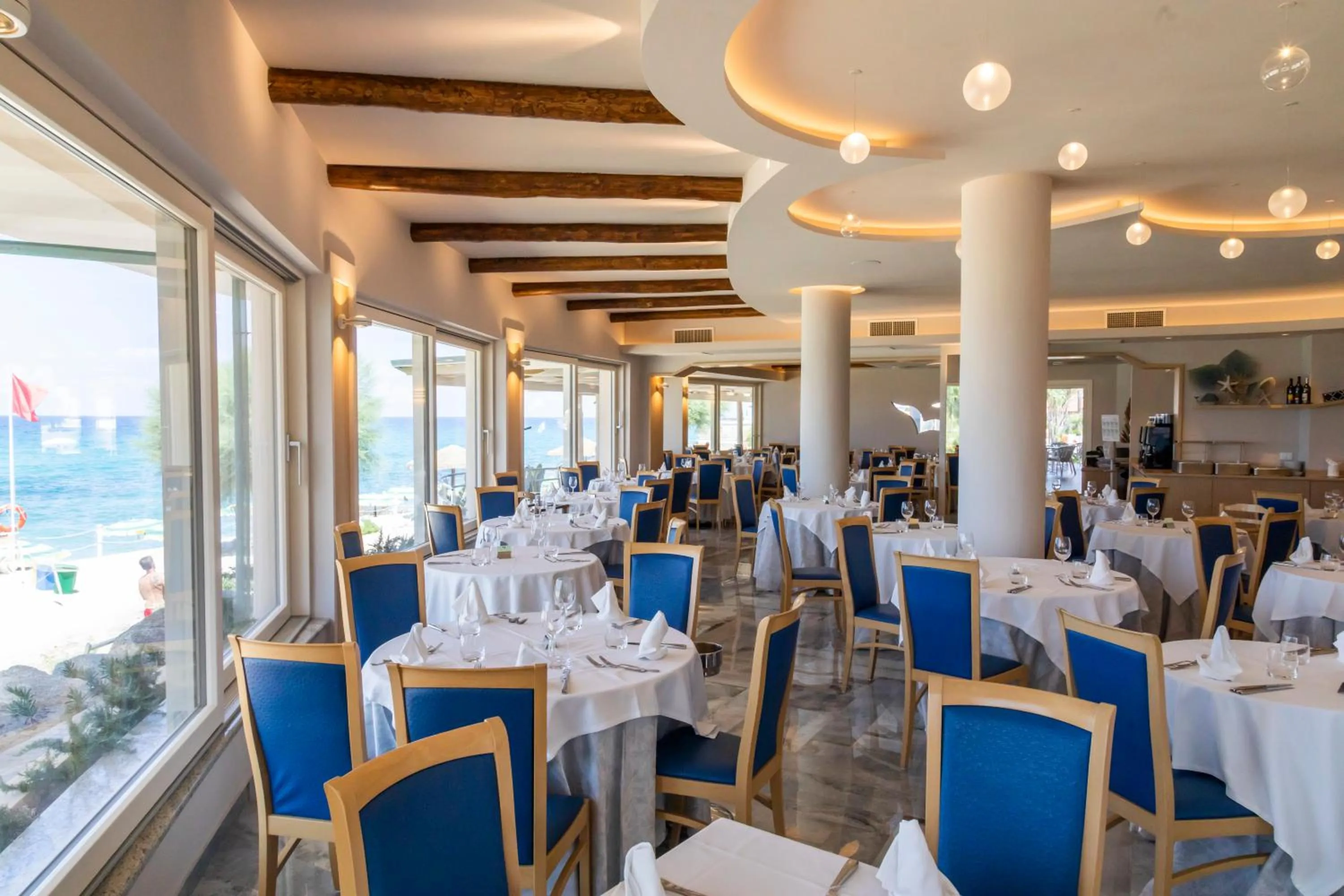 Restaurant/places to eat in Villaggio Il Gabbiano