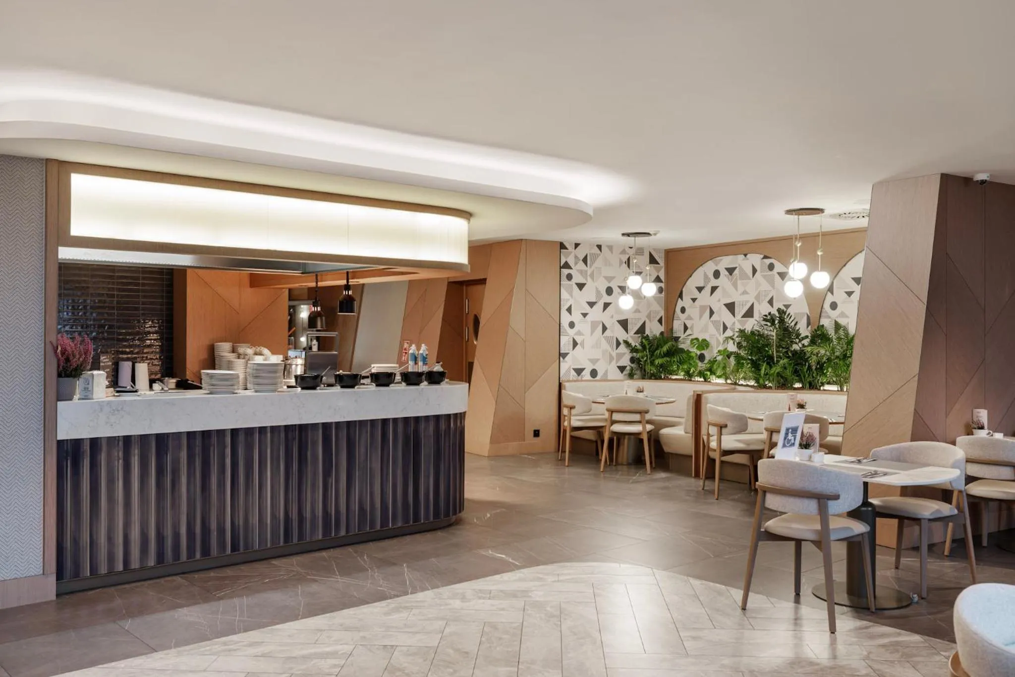 Restaurant/places to eat in Marine Hotel by Zdrojowa